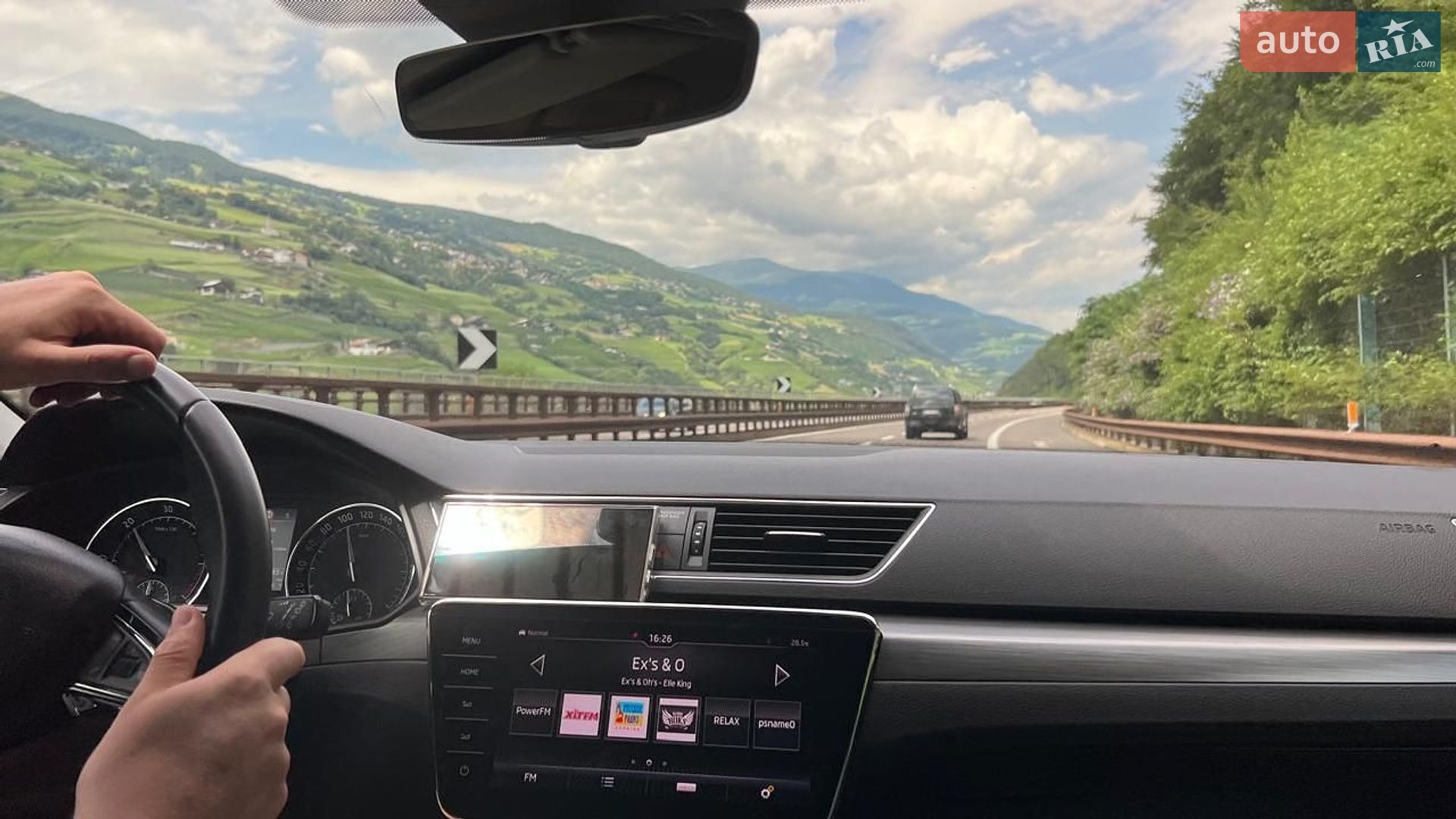 Skoda Superb 2018 VIN TMBJG9NP3J7580234 фото оголошення 158 з 210