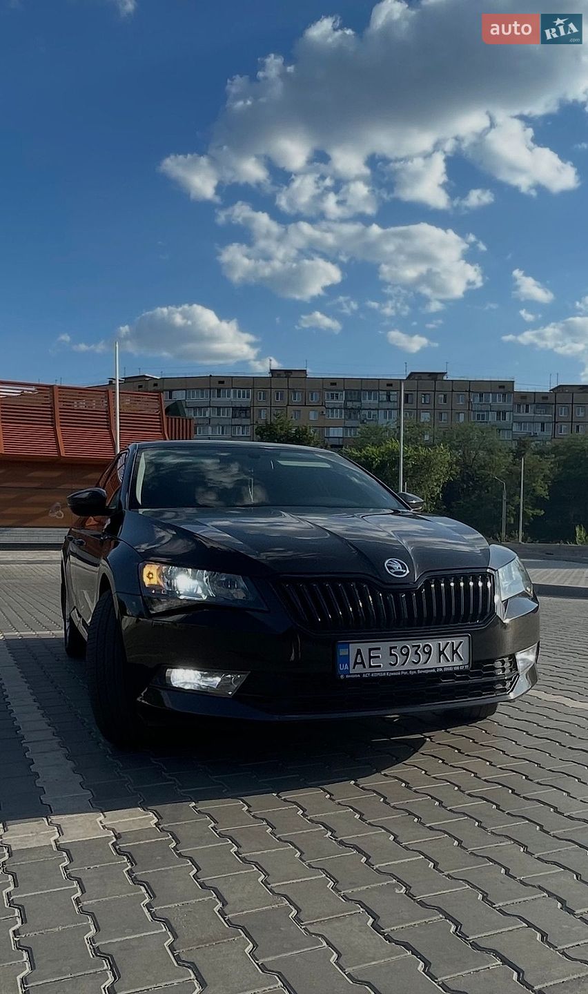 Skoda Superb 2015 VIN Y6UAL4NP7GB300092 фото оголошення 8 з 8