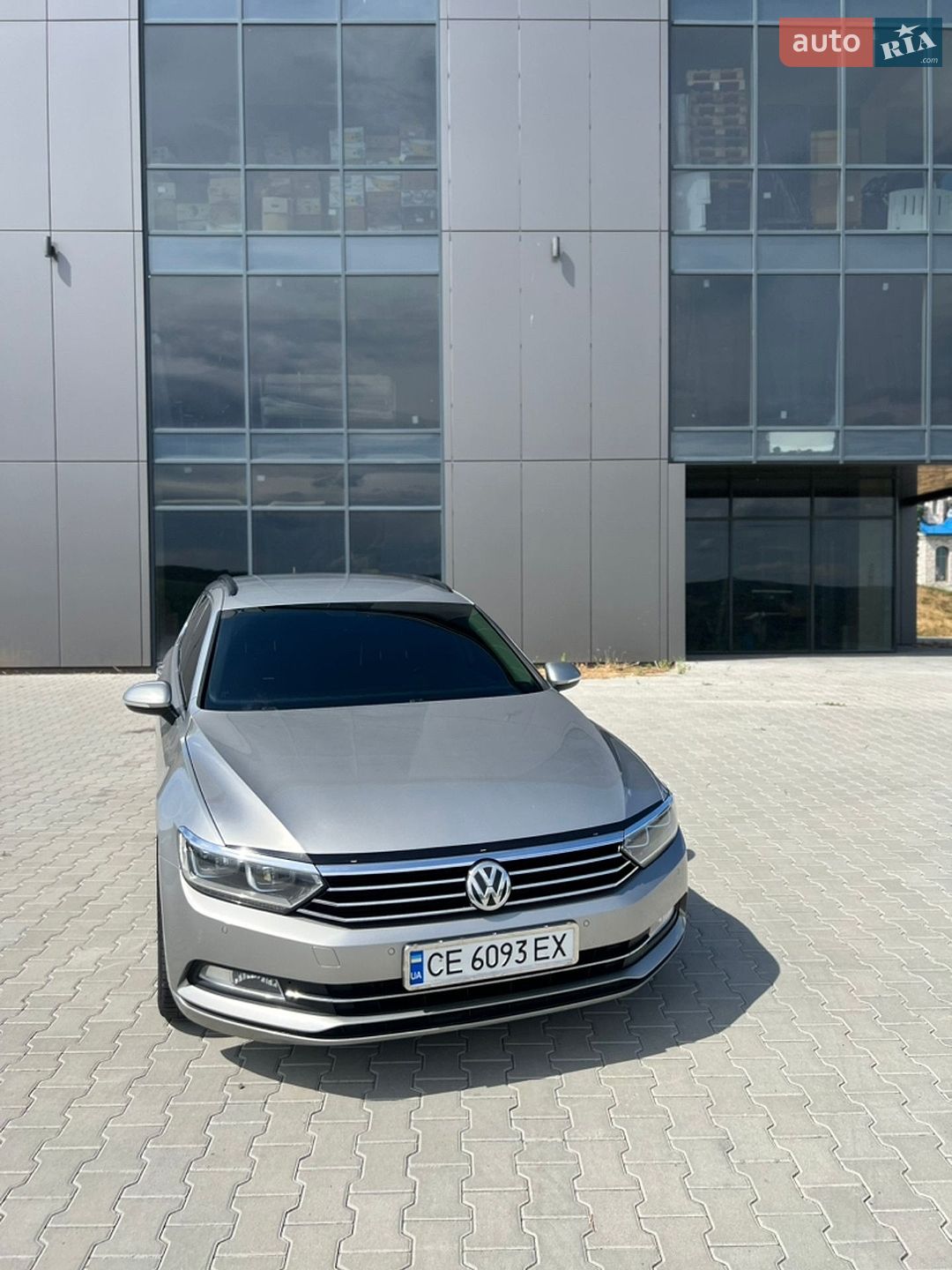 Volkswagen Passat 2016 VIN WVWZZZ3CZHP015362 фото оголошення 2 з 28