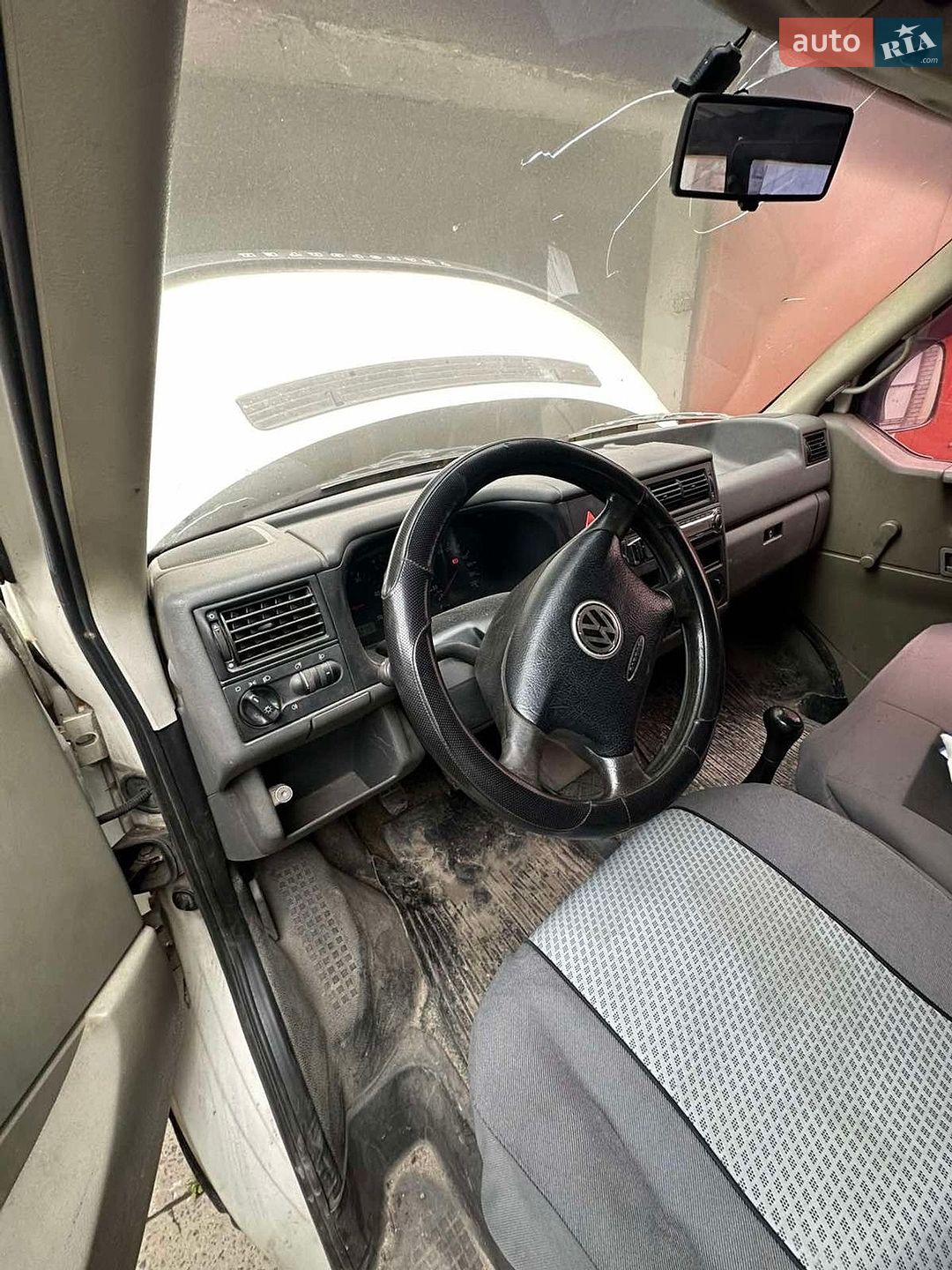 Volkswagen Transporter 2000 VIN WV1ZZZ70ZYX126798 фото оголошення 13 з 15