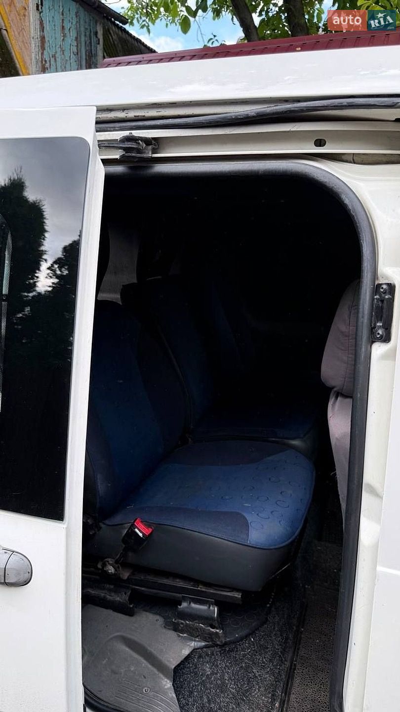 Ford Transit Connect 2006 VIN WF0TXXTTPT6U16788 фото оголошення 16 з 17