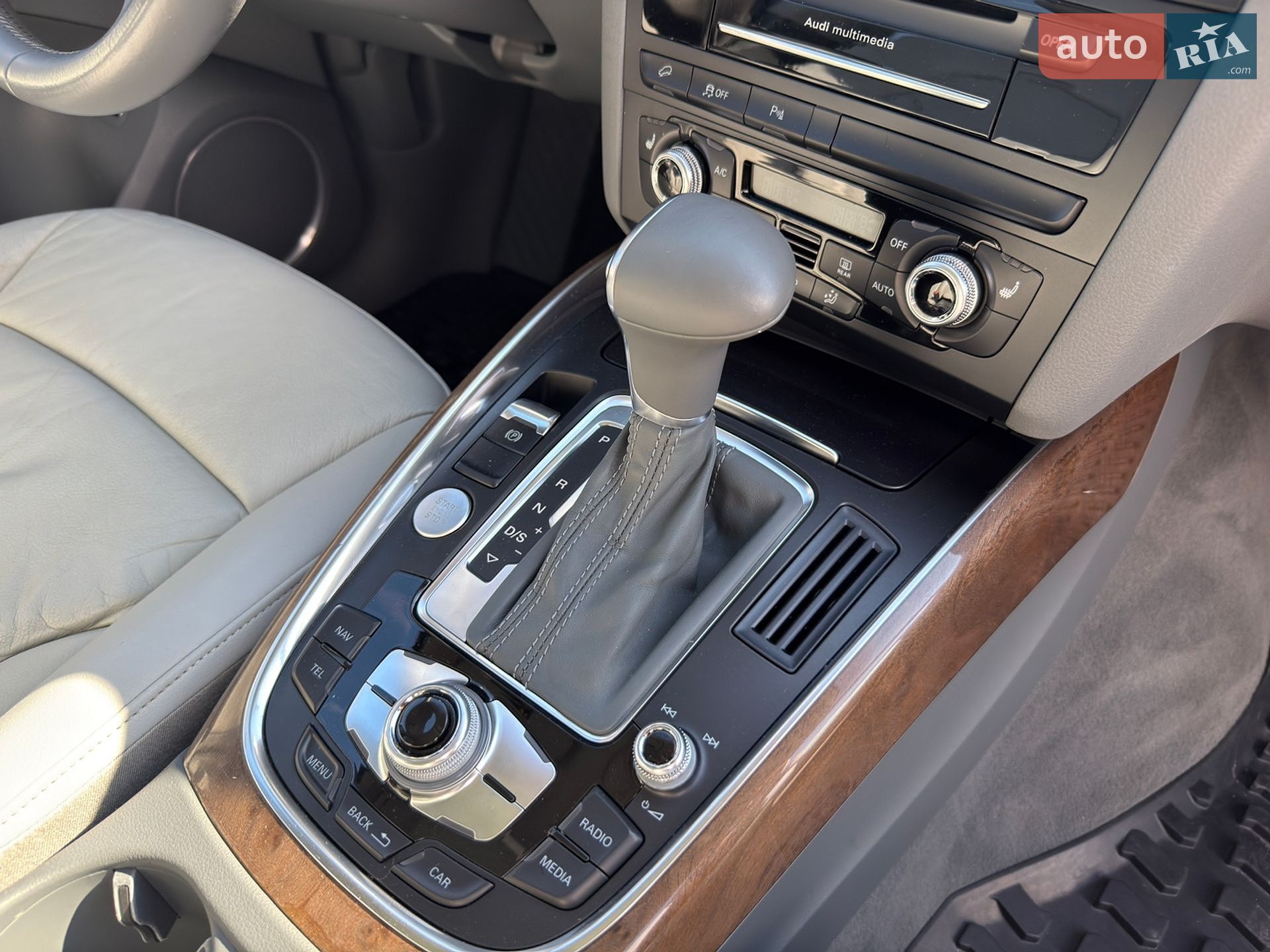 Audi Q5 2016 VIN WA1L2AFP6GA121972 фото оголошення 47 з 92