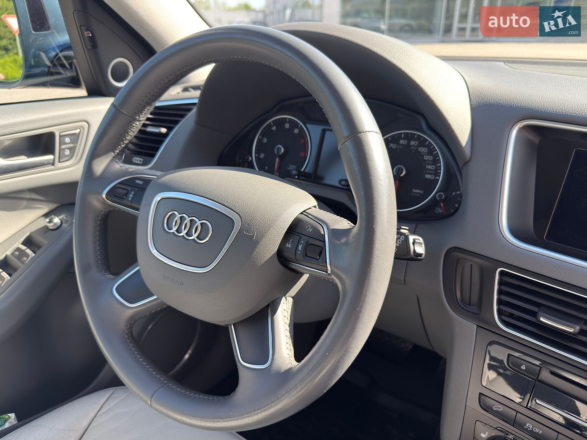 Audi Q5 2016 VIN WA1L2AFP6GA121972 фото оголошення 52 з 92
