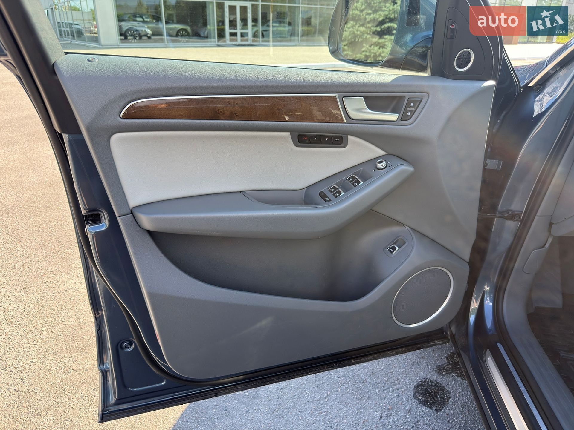 Audi Q5 2016 VIN WA1L2AFP6GA121972 фото оголошення 59 з 92