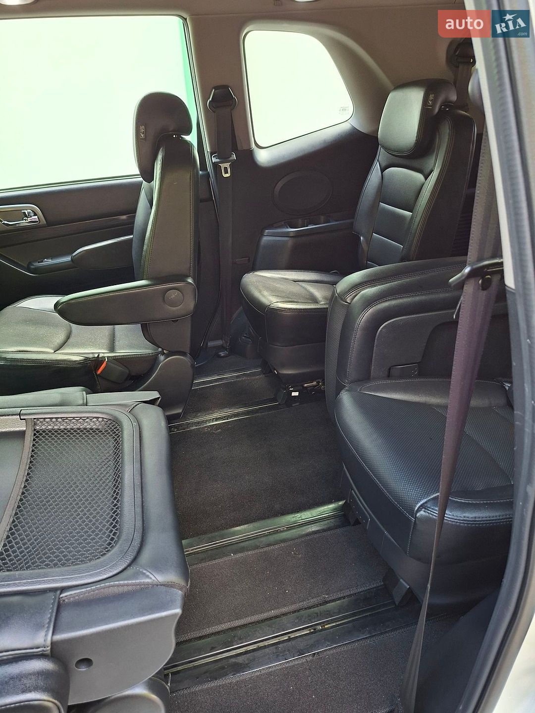 SsangYong Korando Turismo 2017 VIN KPBKJ2AE1HP119827 фото оголошення 29 з 69