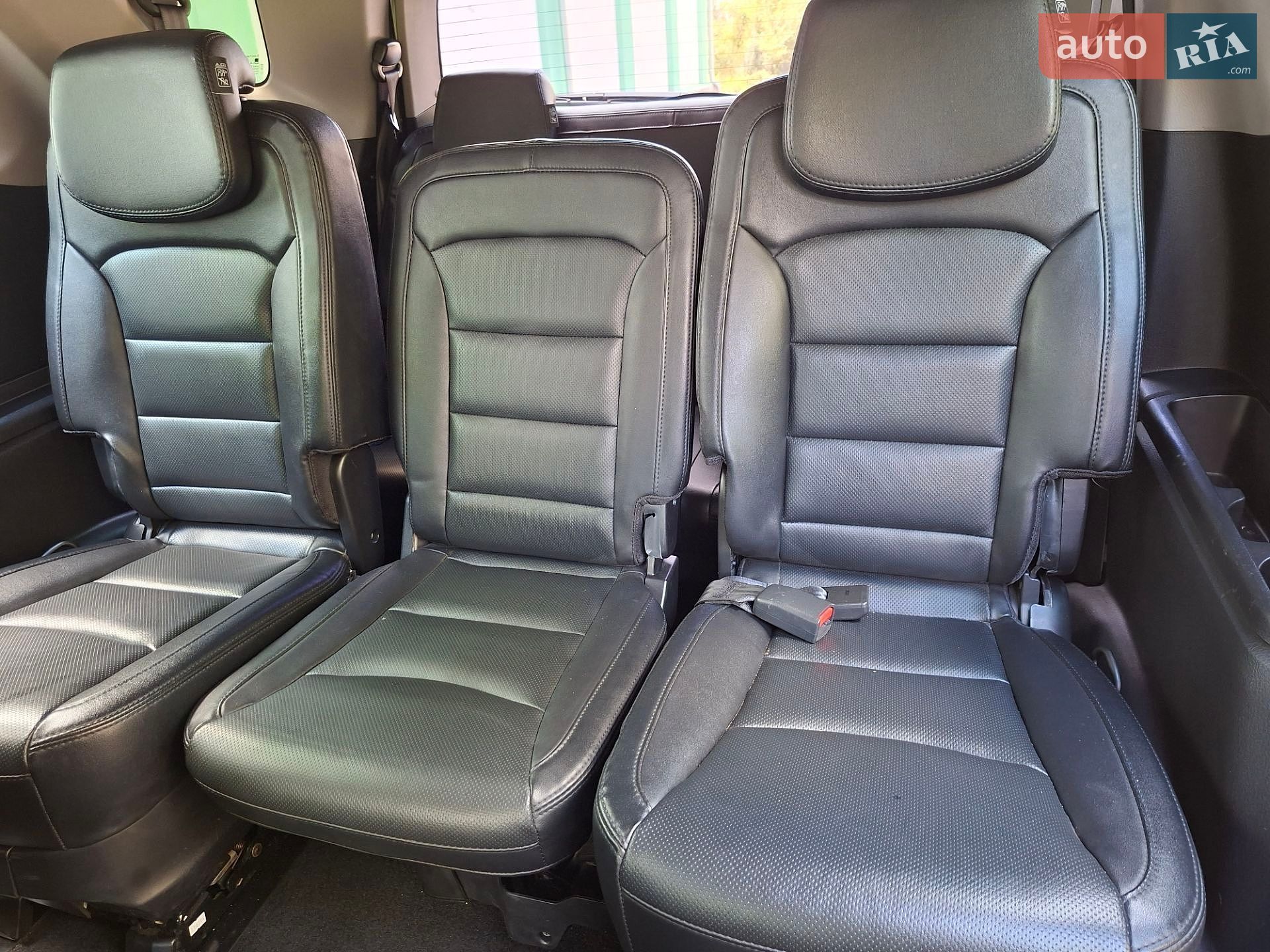 SsangYong Korando Turismo 2017 VIN KPBKJ2AE1HP119827 фото оголошення 32 з 69