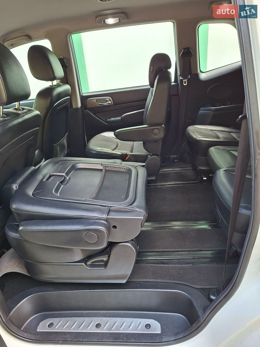 SsangYong Korando Turismo 2017 VIN KPBKJ2AE1HP119827 фото оголошення 33 з 69