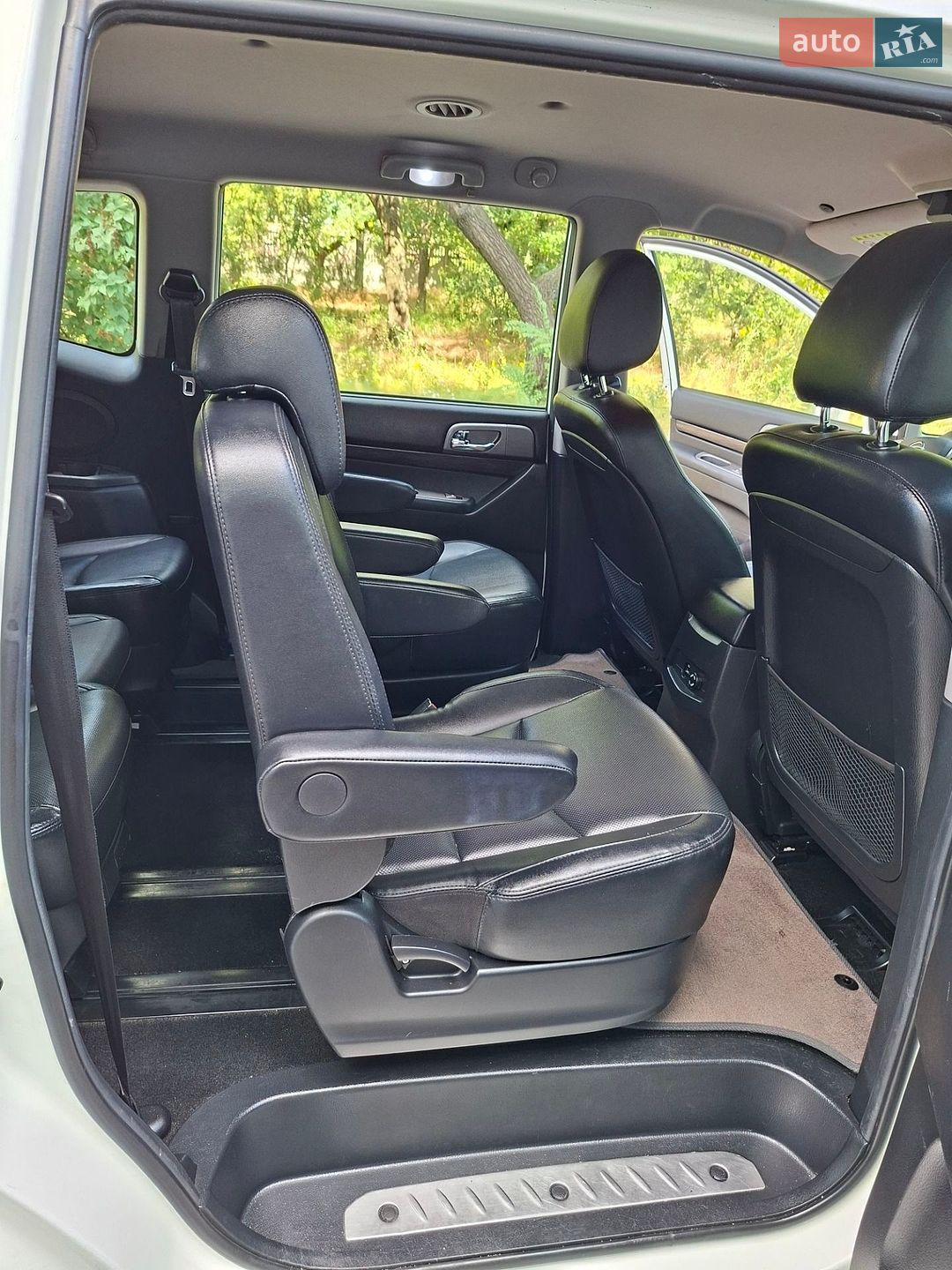 SsangYong Korando Turismo 2017 VIN KPBKJ2AE1HP119827 фото оголошення 38 з 69