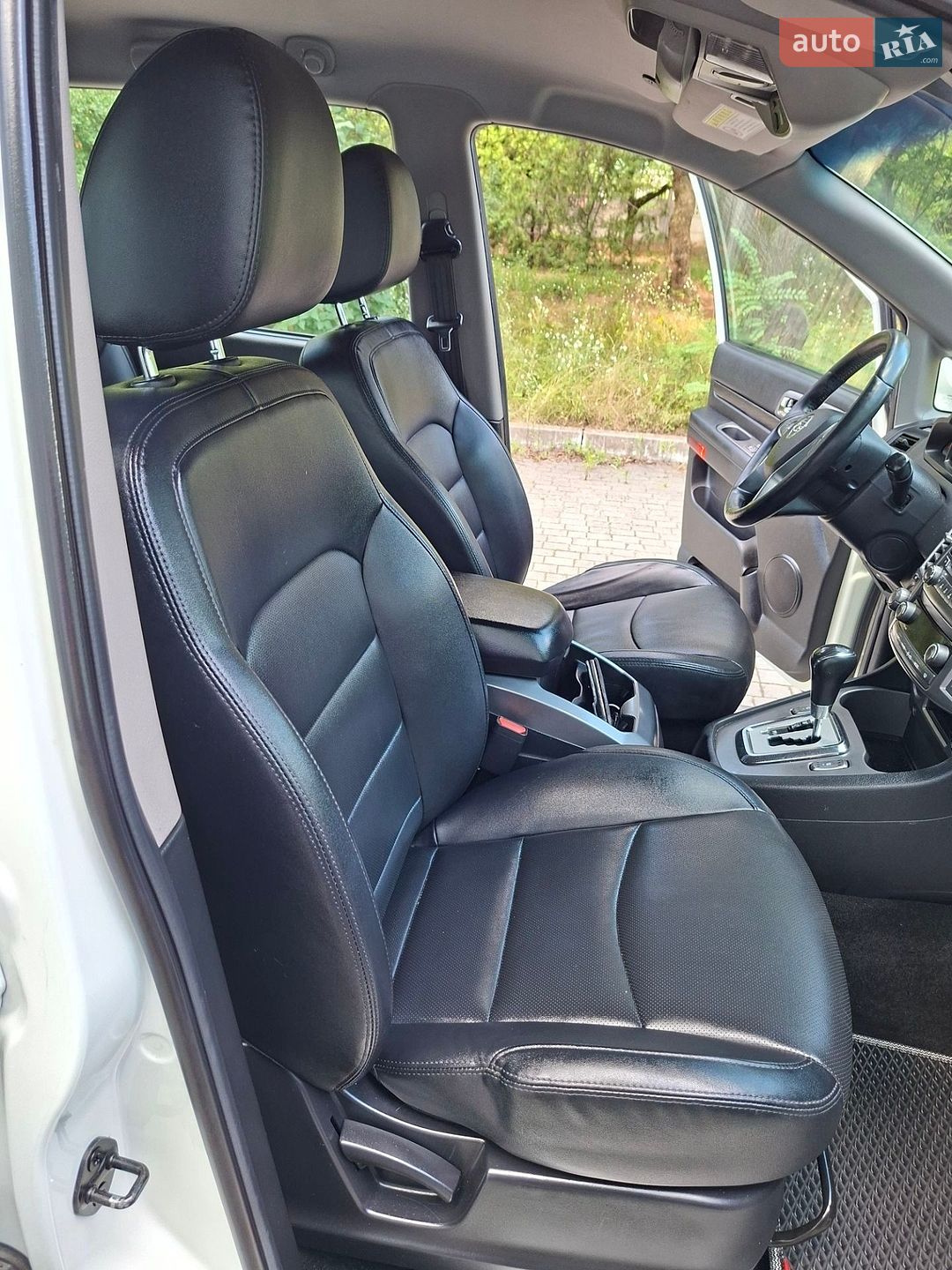 SsangYong Korando Turismo 2017 VIN KPBKJ2AE1HP119827 фото оголошення 43 з 69