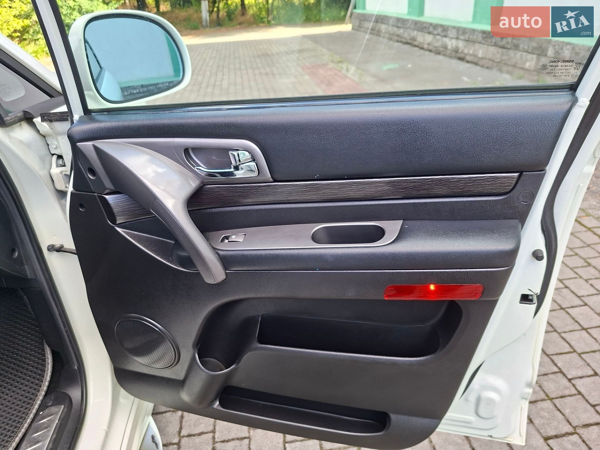 SsangYong Korando Turismo 2017 VIN KPBKJ2AE1HP119827 фото оголошення 45 з 69