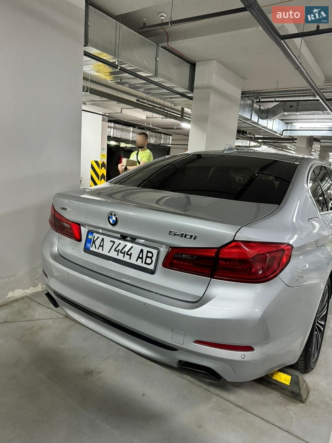 BMW 5 Series 2017 VIN WBAJE7C59JWC56948 фото оголошення 4 з 12