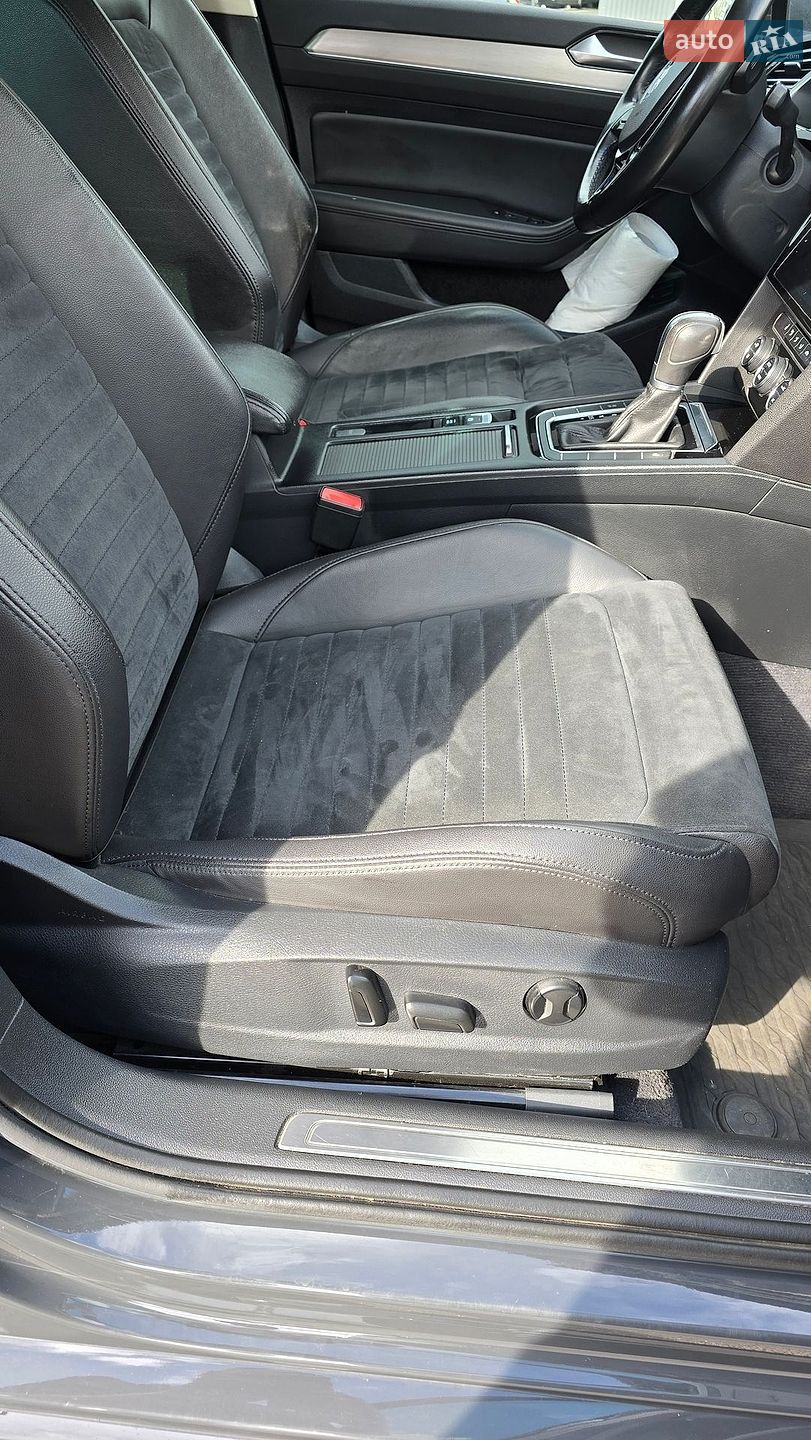 Volkswagen Passat 2018 VIN WVWZZZ3CZJE210643 фото оголошення 24 з 40