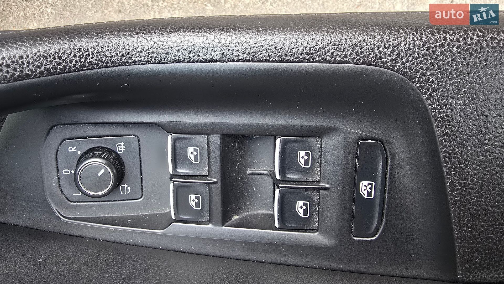 Volkswagen Passat 2018 VIN WVWZZZ3CZJE210643 фото оголошення 27 з 40