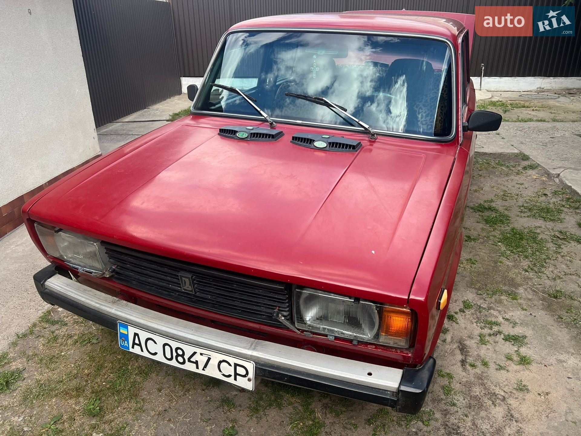 ВАЗ / Lada 2105 1990 VIN XTA210530M1178080 фото оголошення 4 з 9