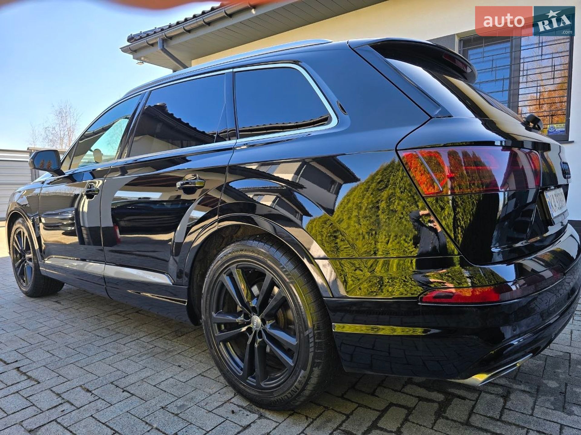 Audi Q7 2016 VIN WAUZZZ4M4GD063035 фото оголошення 4 з 38
