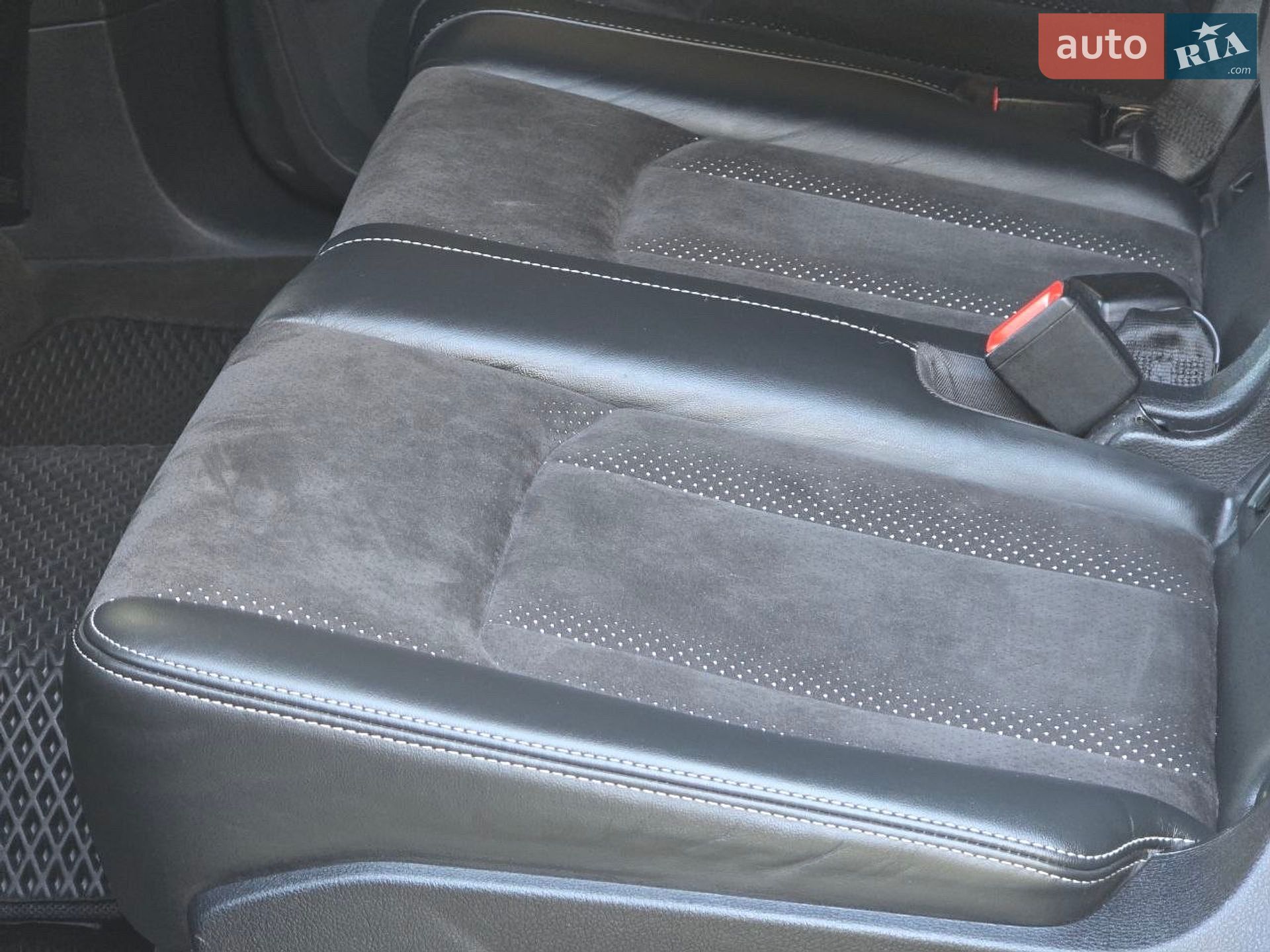 Audi Q7 2016 VIN WAUZZZ4M4GD063035 фото оголошення 14 з 38