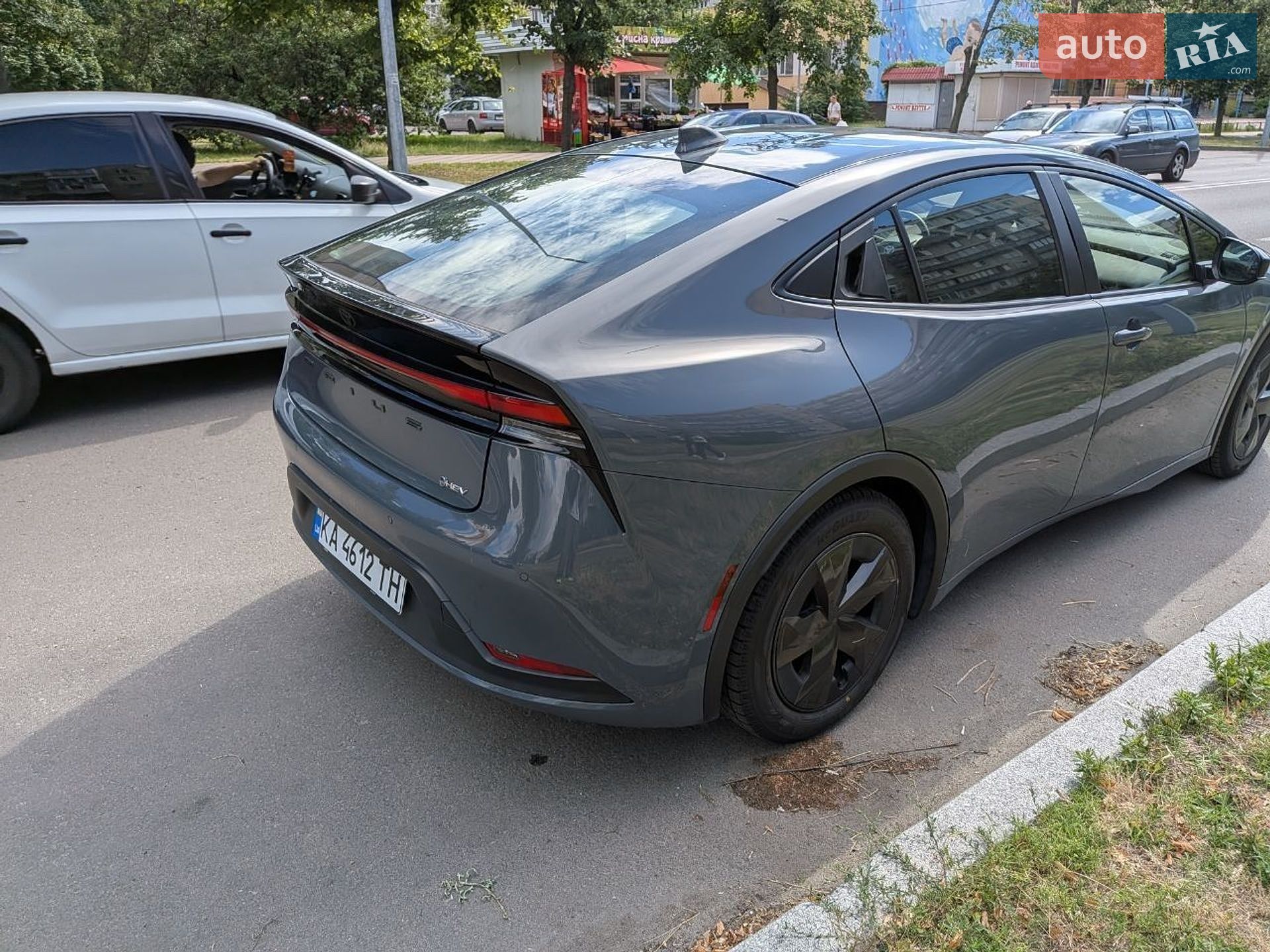 Toyota Prius 2024 VIN JTDACAAU8R3025646 фото оголошення 7 з 34