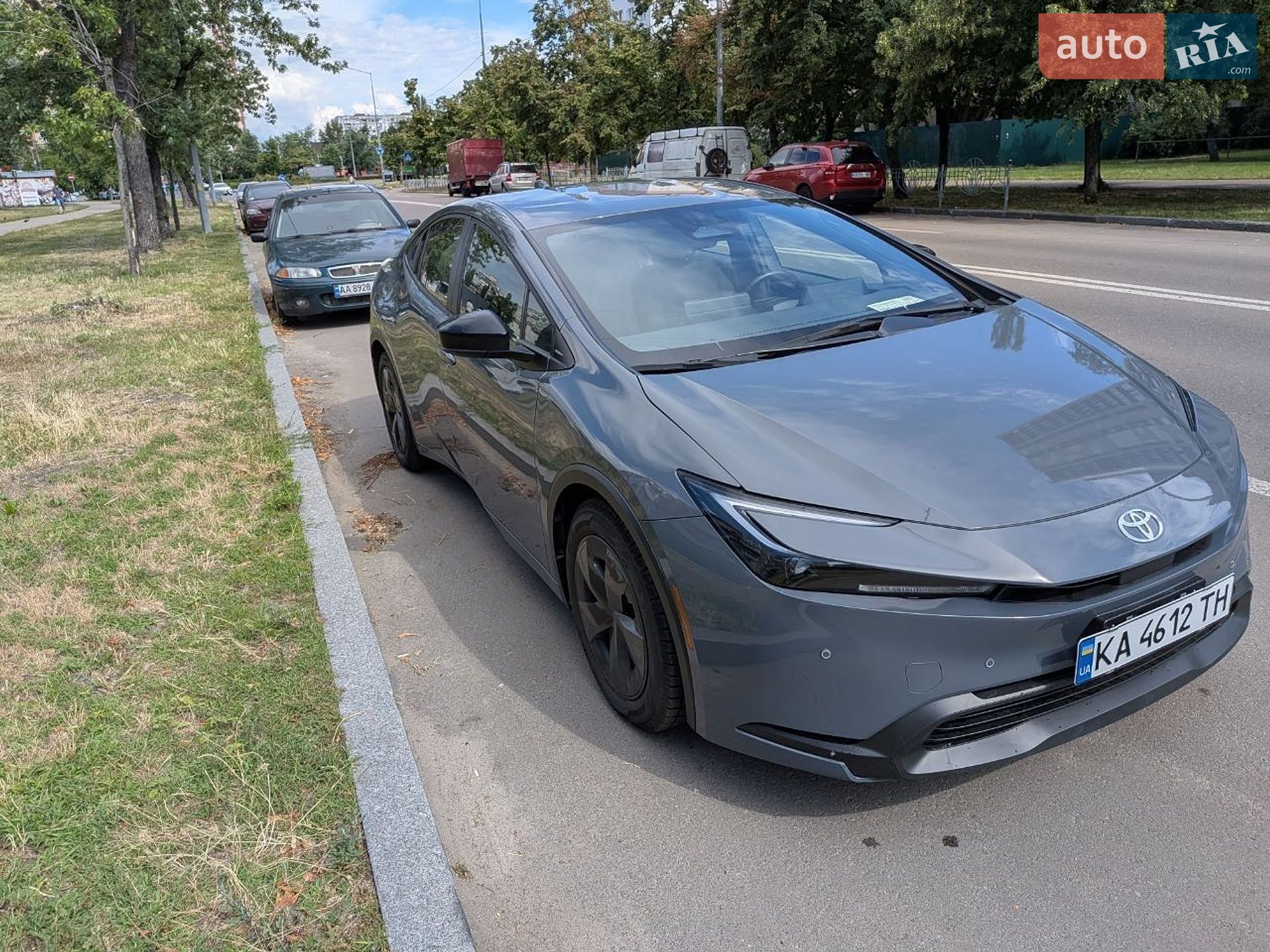 Toyota Prius 2024 VIN JTDACAAU8R3025646 фото оголошення 14 з 34
