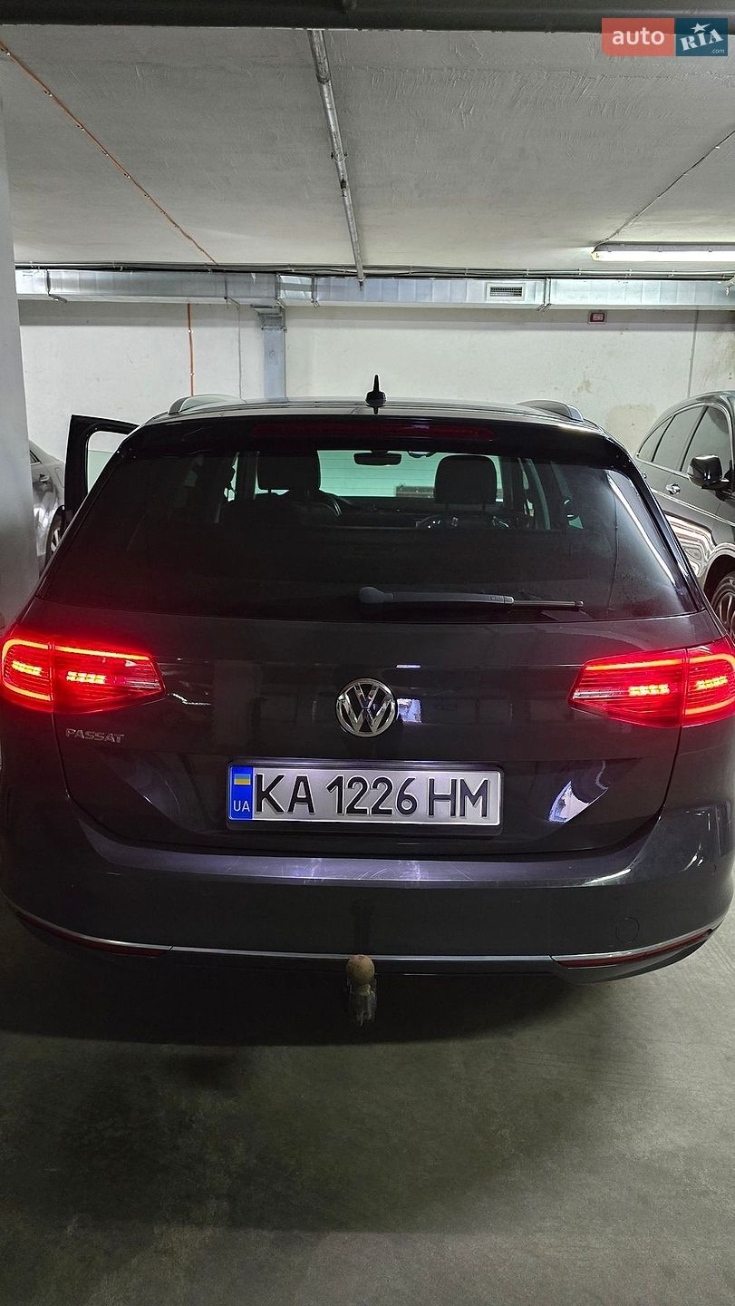 Volkswagen Passat 2018 VIN WVWZZZ3CZJE210643 фото оголошення 11 з 40