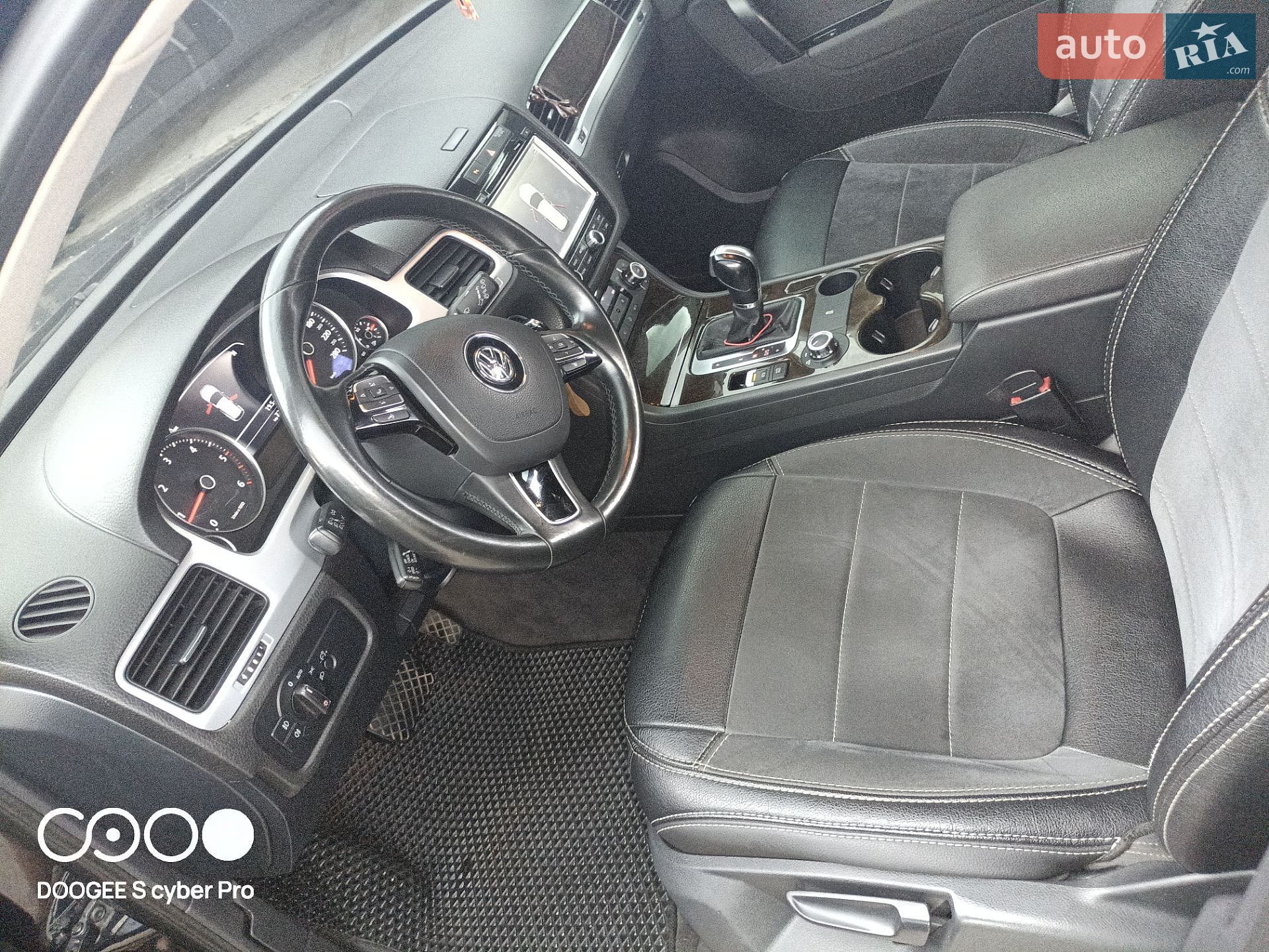 Volkswagen Touareg 2013 VIN WVGZZZ7PZDD042625 фото оголошення 2 з 10