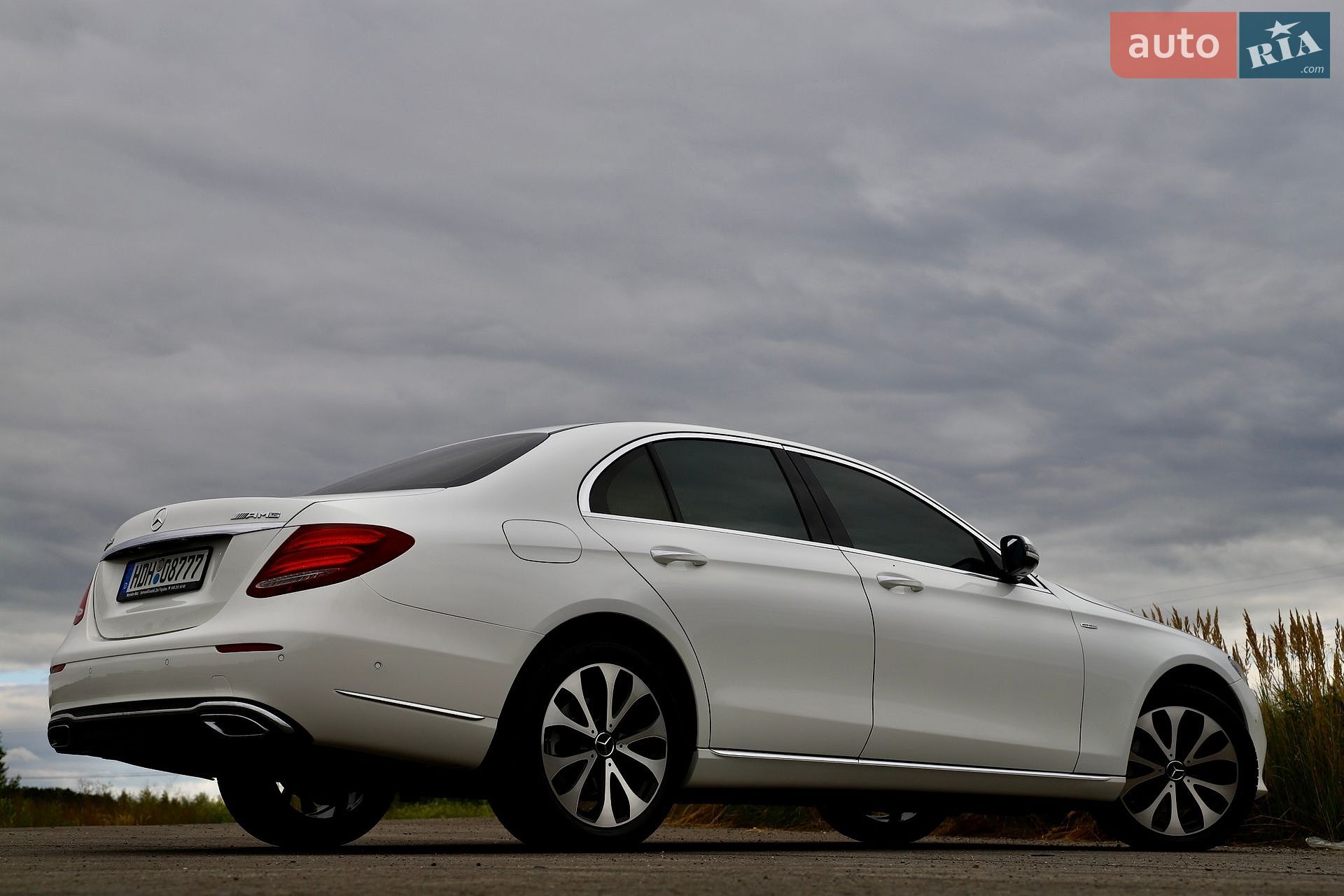 Mercedes-Benz E-Class 2019 VIN WDDZF0EB1KA665766 фото оголошення 42 з 161
