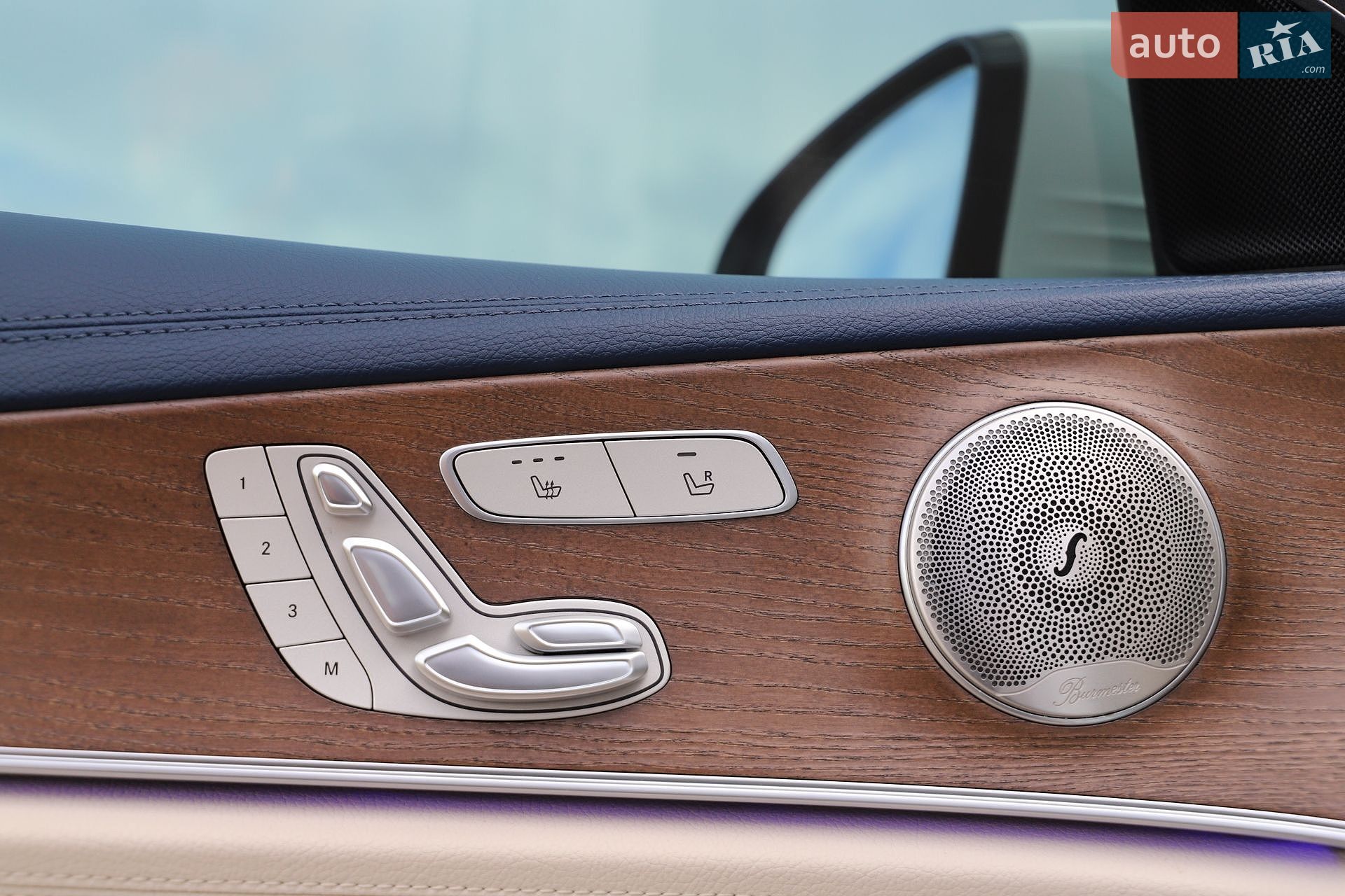 Mercedes-Benz E-Class 2019 VIN WDDZF0EB1KA665766 фото оголошення 55 з 161