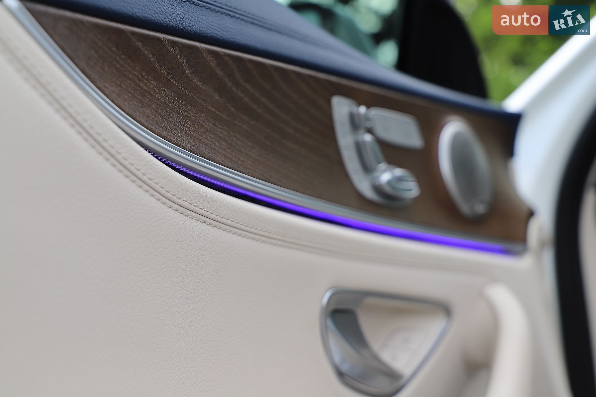 Mercedes-Benz E-Class 2019 VIN WDDZF0EB1KA665766 фото оголошення 56 з 161