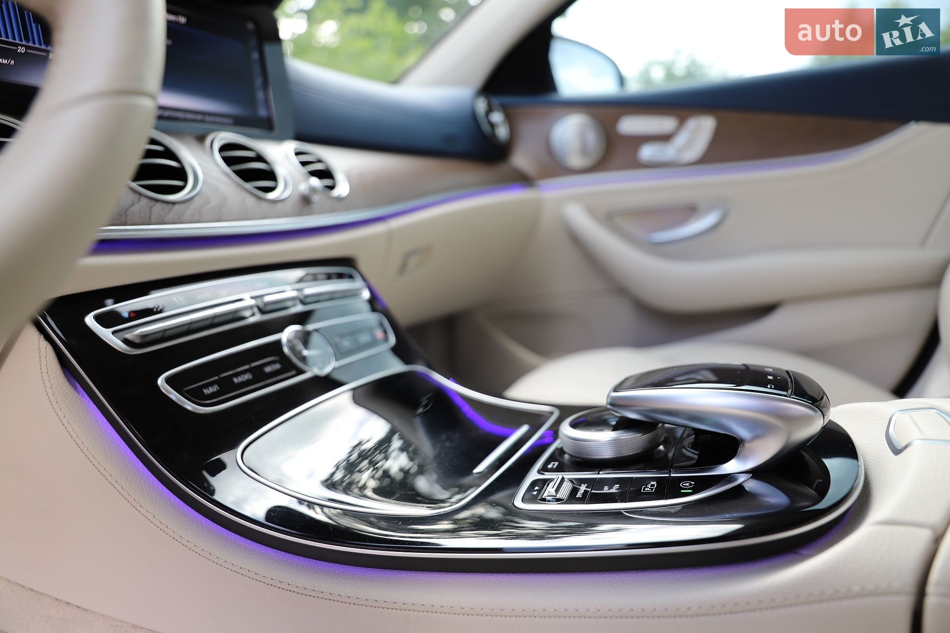 Mercedes-Benz E-Class 2019 VIN WDDZF0EB1KA665766 фото оголошення 68 з 161