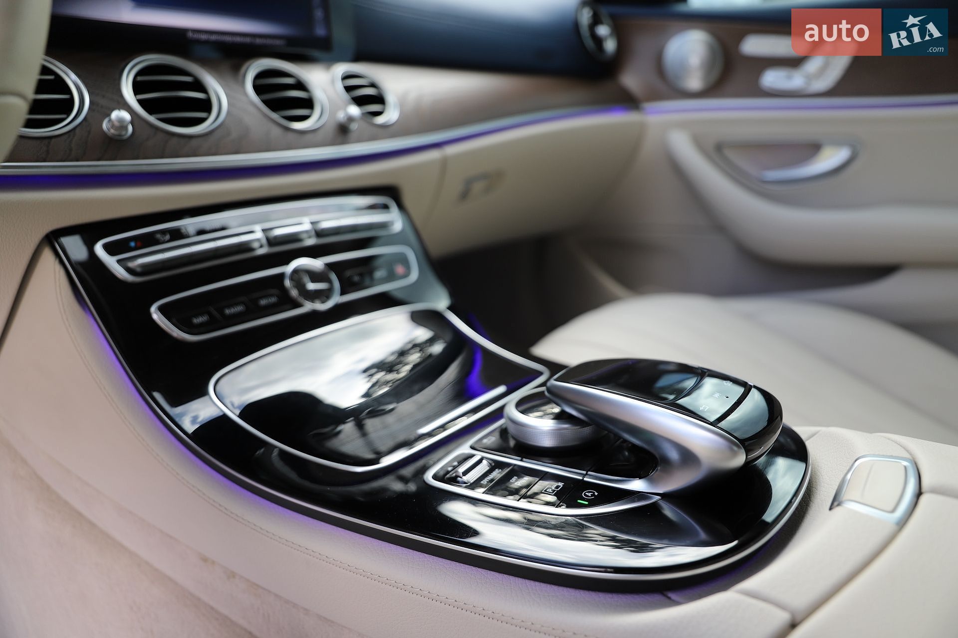 Mercedes-Benz E-Class 2019 VIN WDDZF0EB1KA665766 фото оголошення 73 з 161