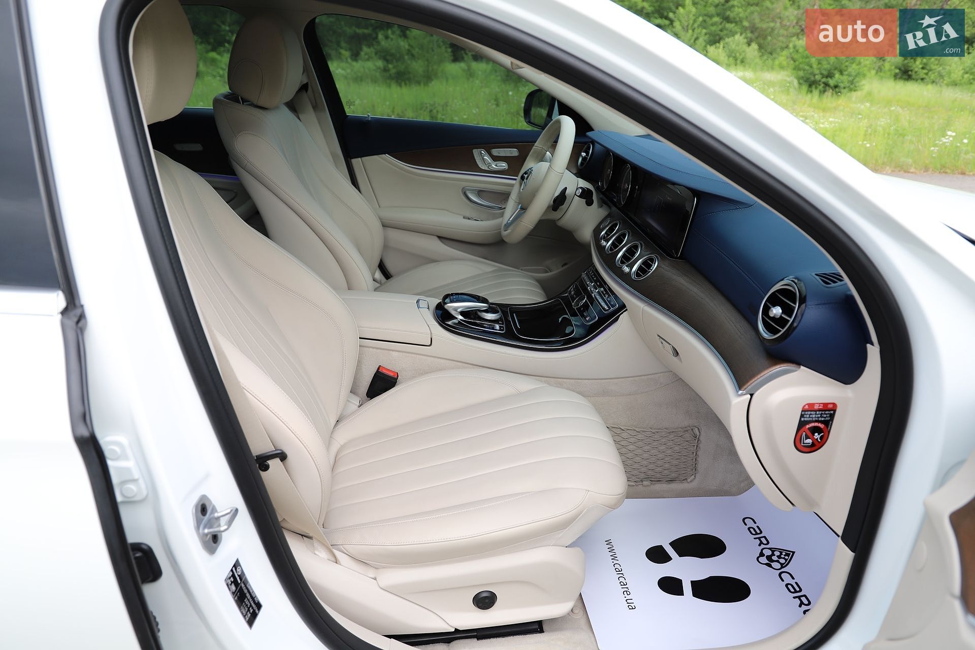 Mercedes-Benz E-Class 2019 VIN WDDZF0EB1KA665766 фото оголошення 86 з 161