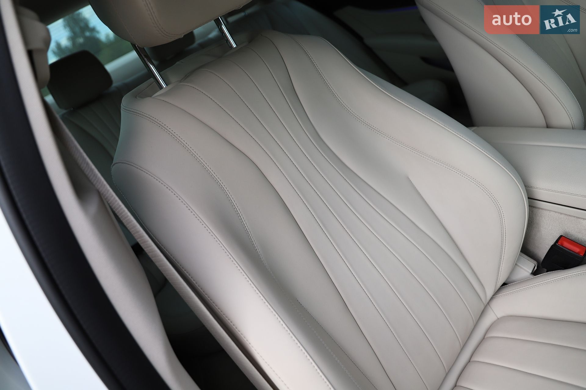Mercedes-Benz E-Class 2019 VIN WDDZF0EB1KA665766 фото оголошення 89 з 161