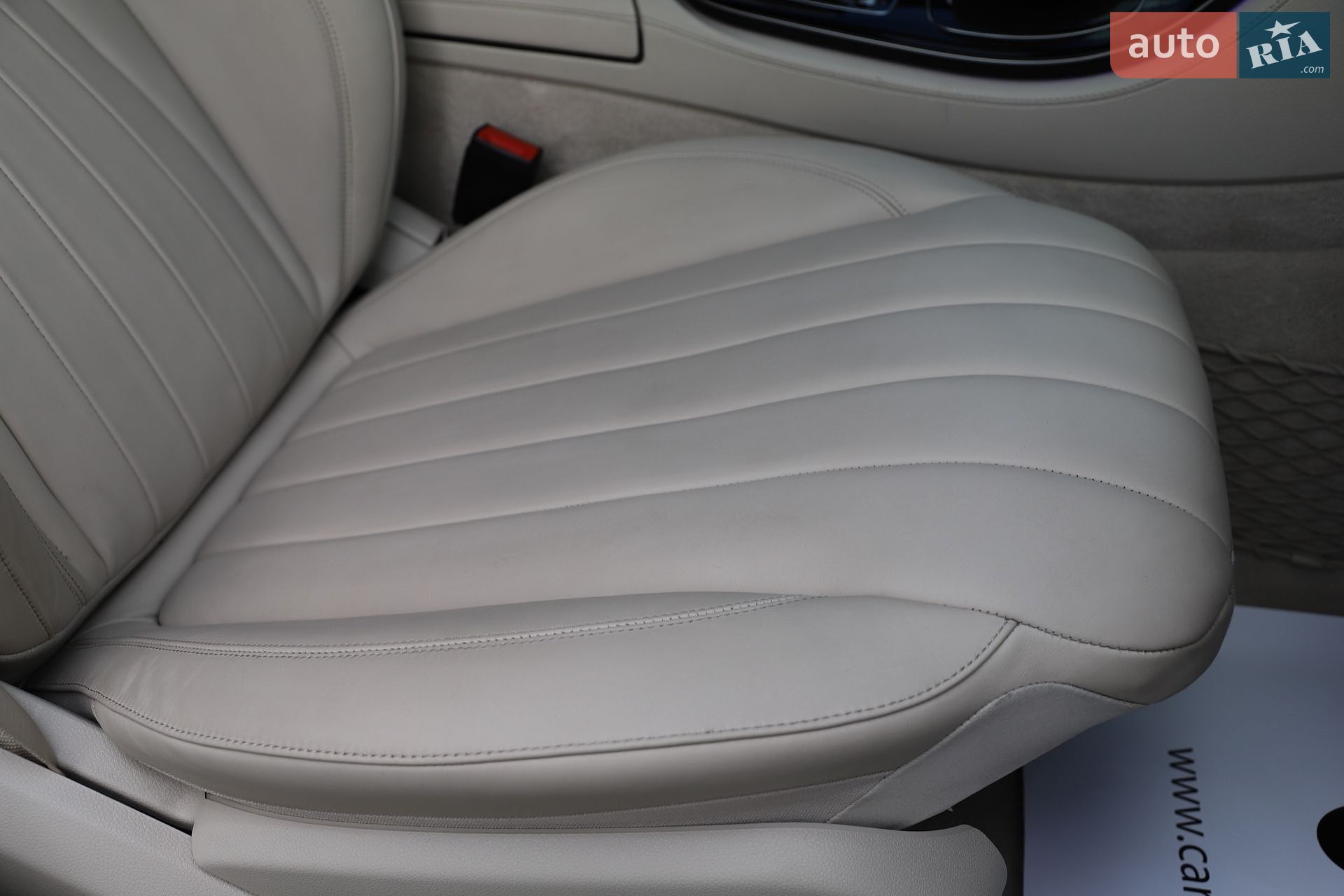 Mercedes-Benz E-Class 2019 VIN WDDZF0EB1KA665766 фото оголошення 95 з 161