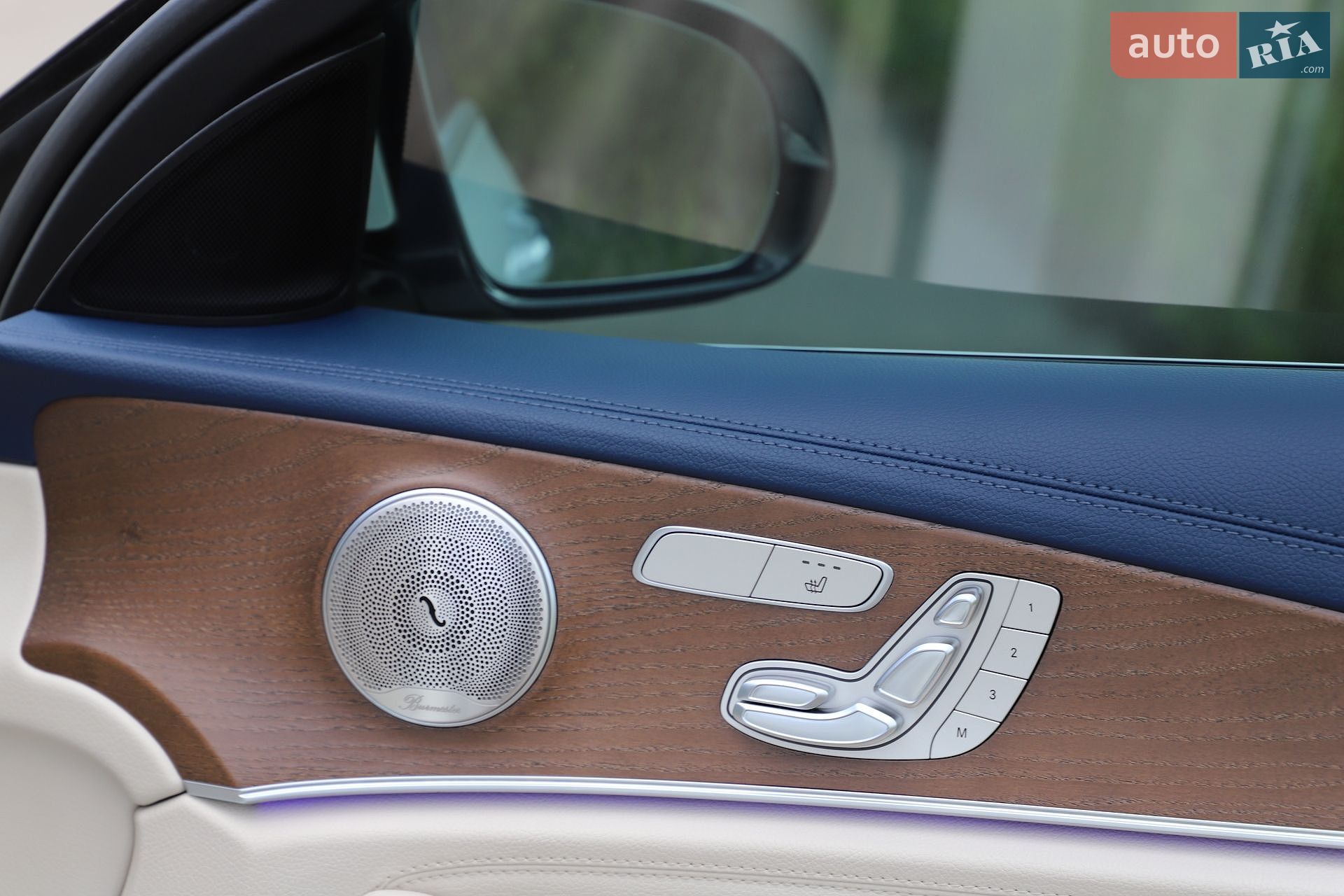 Mercedes-Benz E-Class 2019 VIN WDDZF0EB1KA665766 фото оголошення 102 з 161