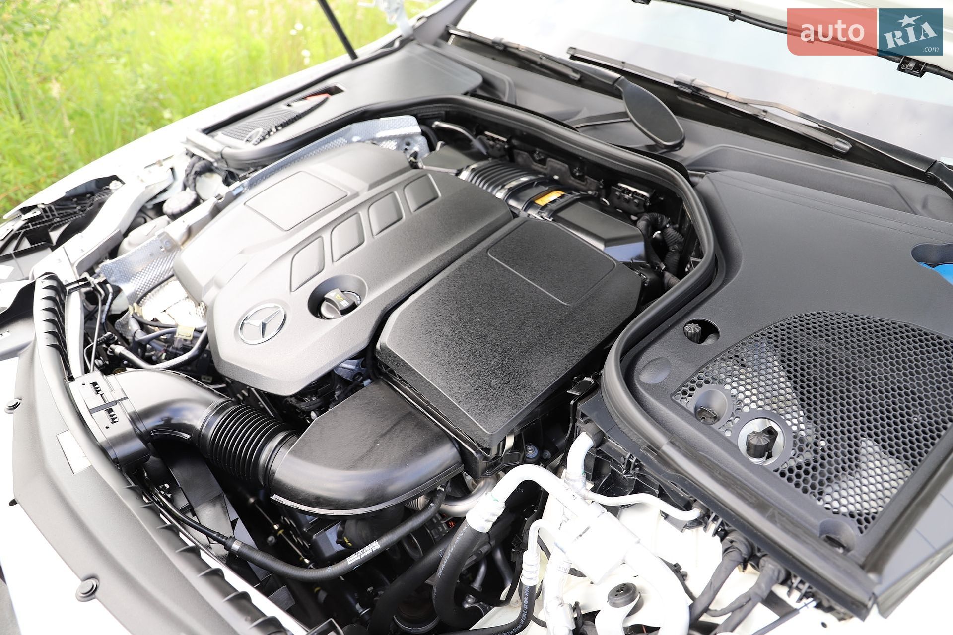Mercedes-Benz E-Class 2019 VIN WDDZF0EB1KA665766 фото оголошення 127 з 161