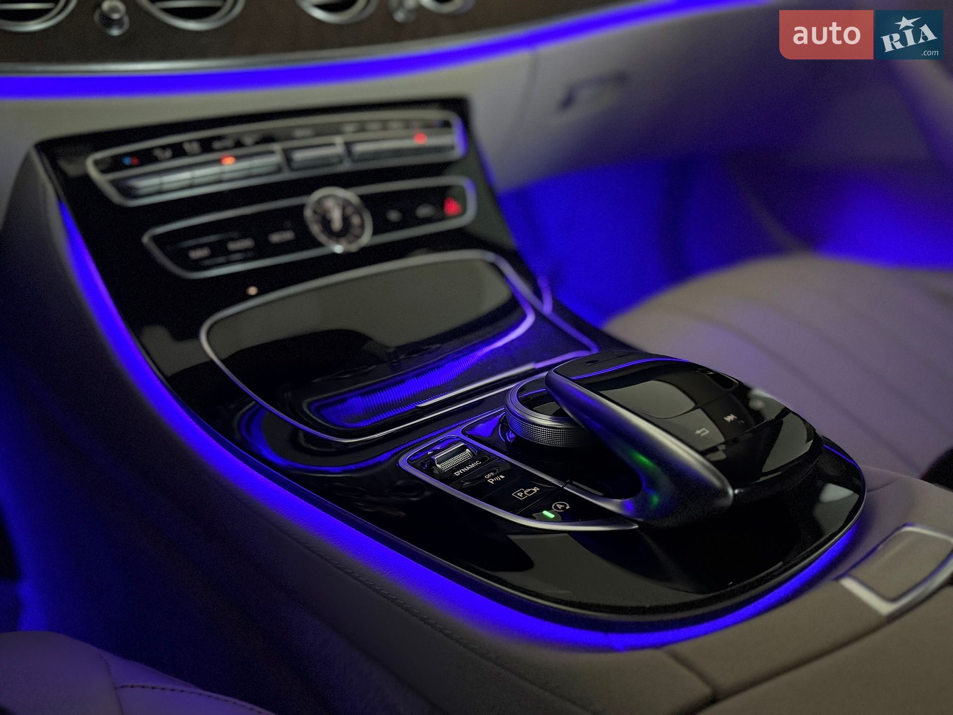 Mercedes-Benz E-Class 2019 VIN WDDZF0EB1KA665766 фото оголошення 157 з 161