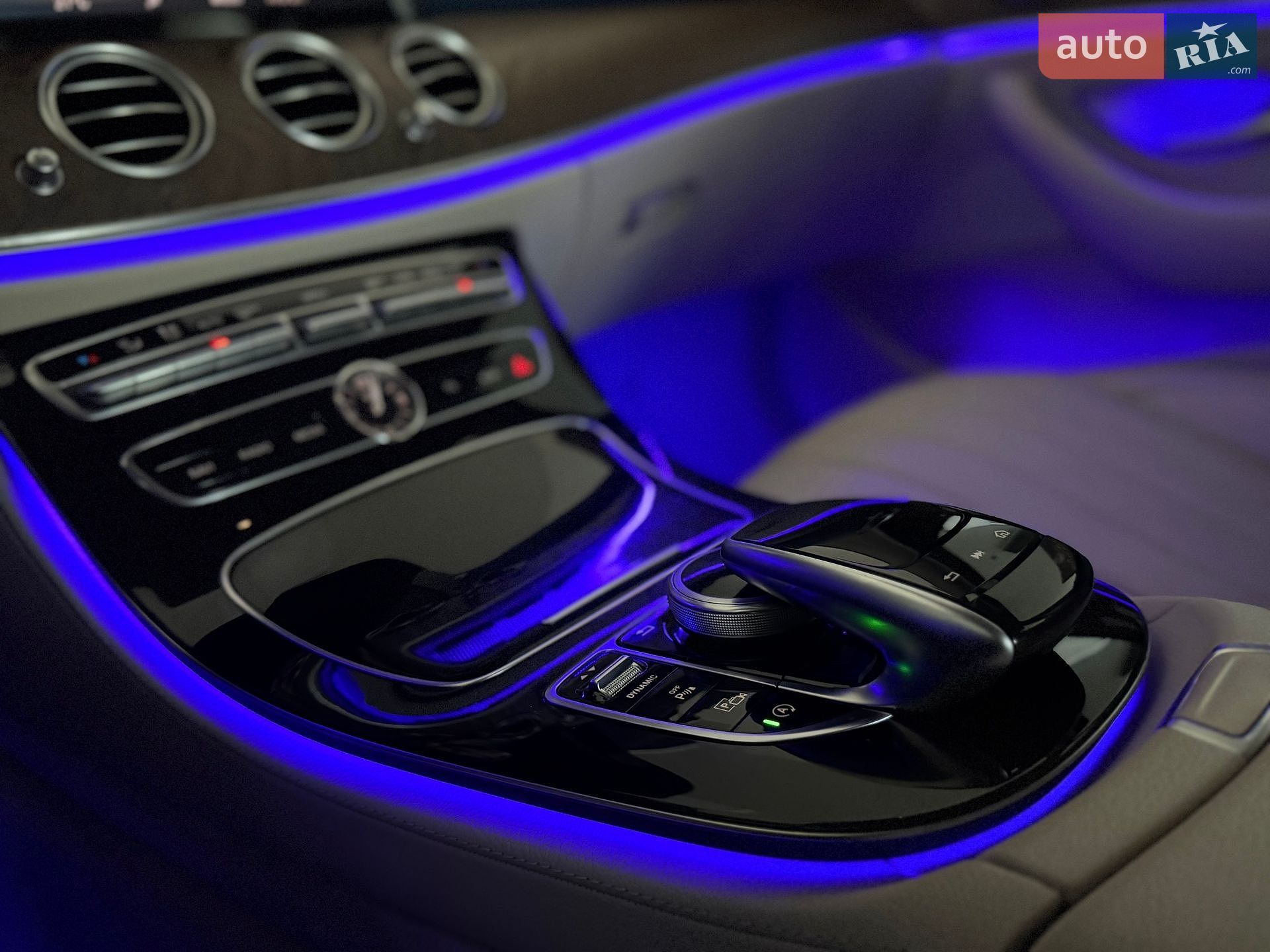 Mercedes-Benz E-Class 2019 VIN WDDZF0EB1KA665766 фото оголошення 158 з 161