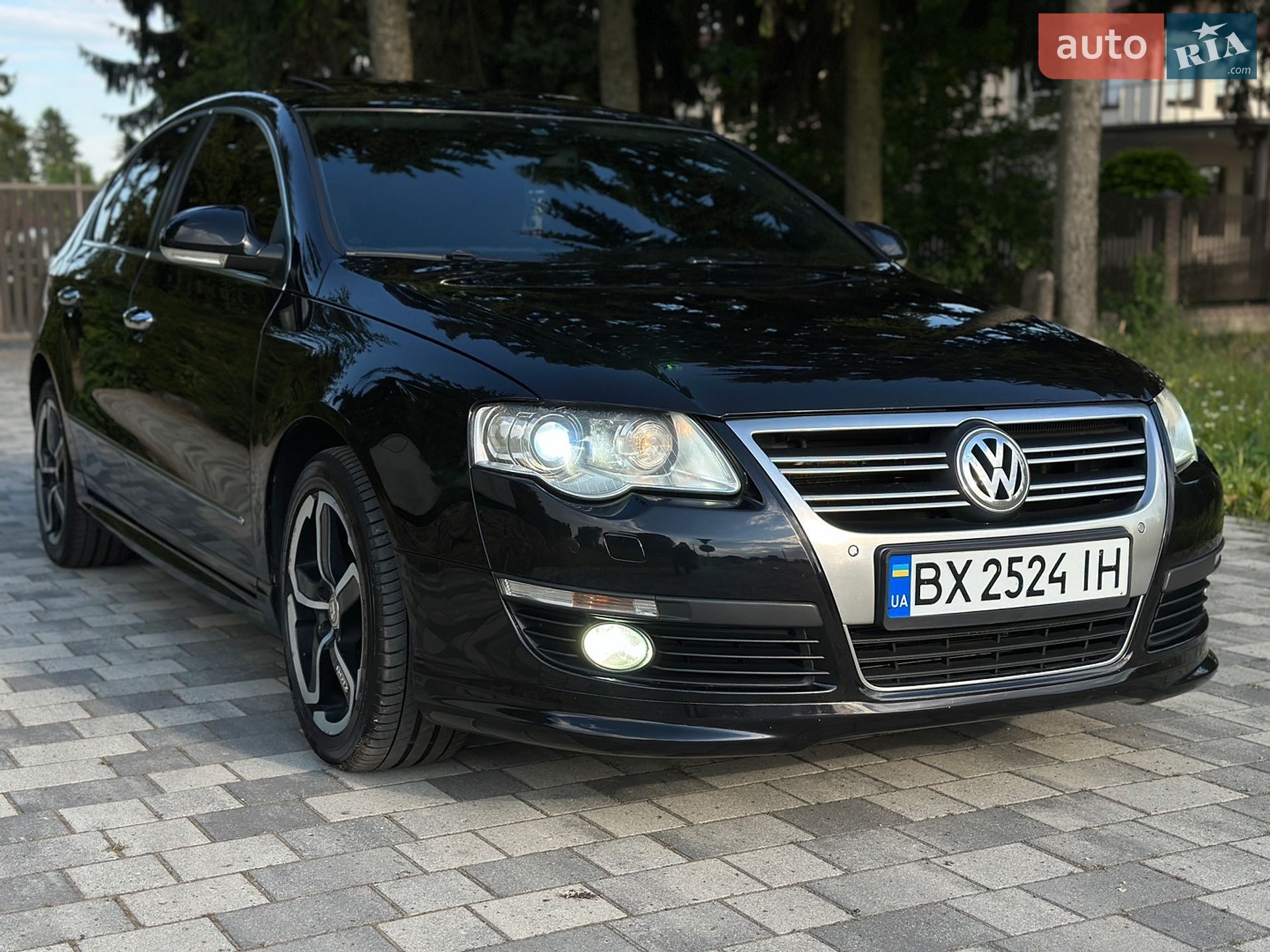 Volkswagen Passat 2009 VIN WVWZZZ3CZAE024828 фото оголошення 2 з 36