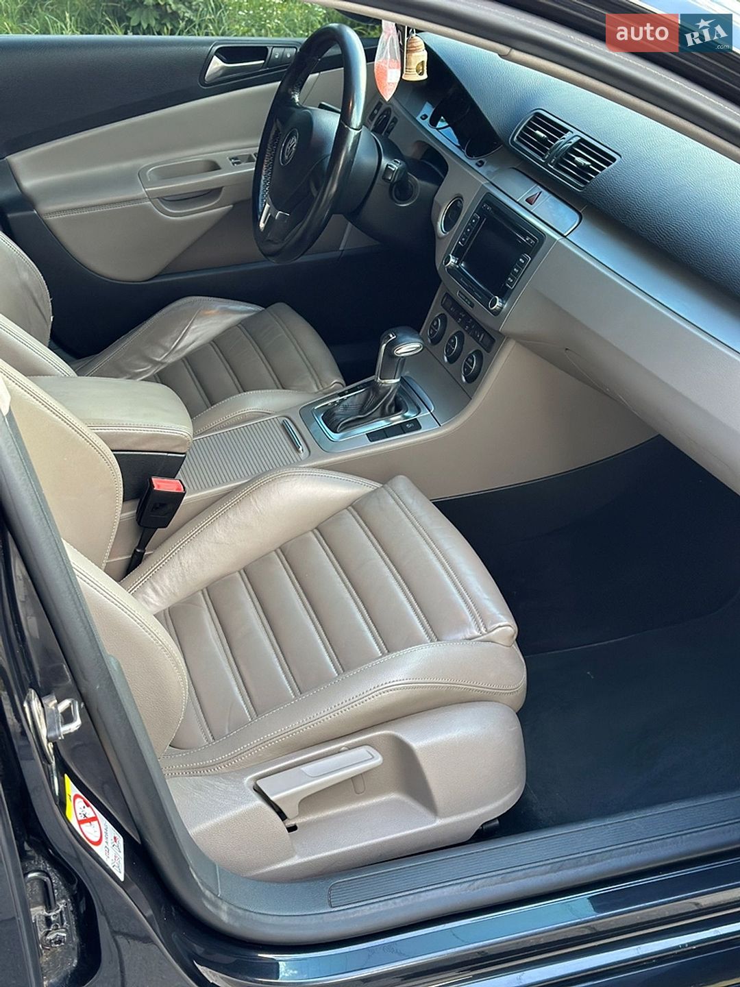 Volkswagen Passat 2009 VIN WVWZZZ3CZAE024828 фото оголошення 22 з 36
