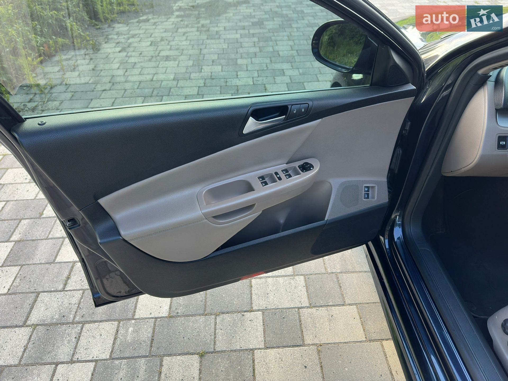 Volkswagen Passat 2009 VIN WVWZZZ3CZAE024828 фото оголошення 27 з 36