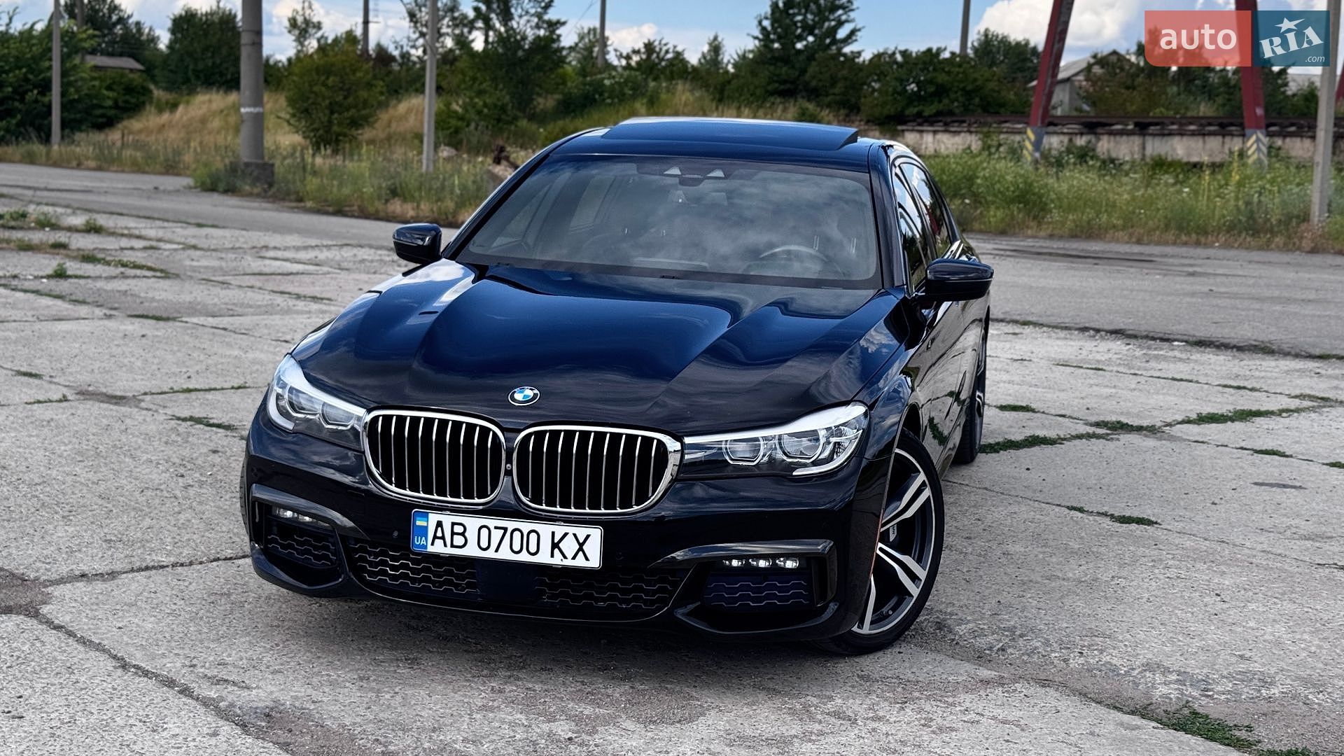 BMW 7 Series 2016 VIN WBA7E2C5XGG738986 фото оголошення 2 з 20