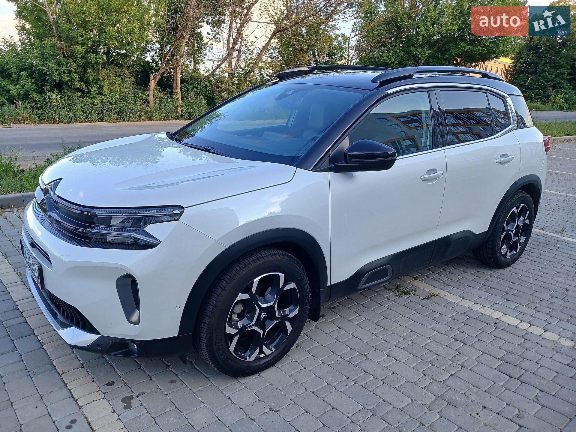 Citroen C5 Aircross 2023 VIN VR7AJEHZRPL046455 фото оголошення 2 з 44