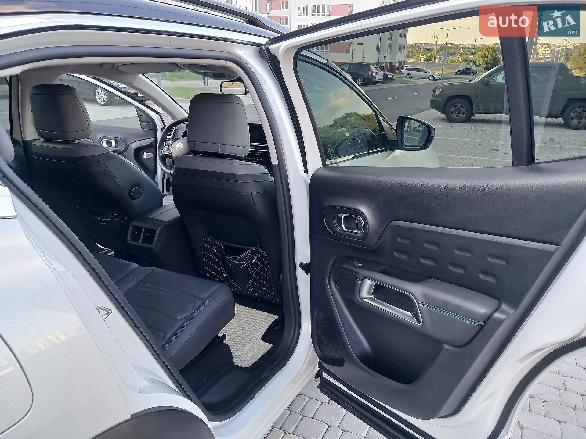 Citroen C5 Aircross 2023 VIN VR7AJEHZRPL046455 фото оголошення 24 з 44