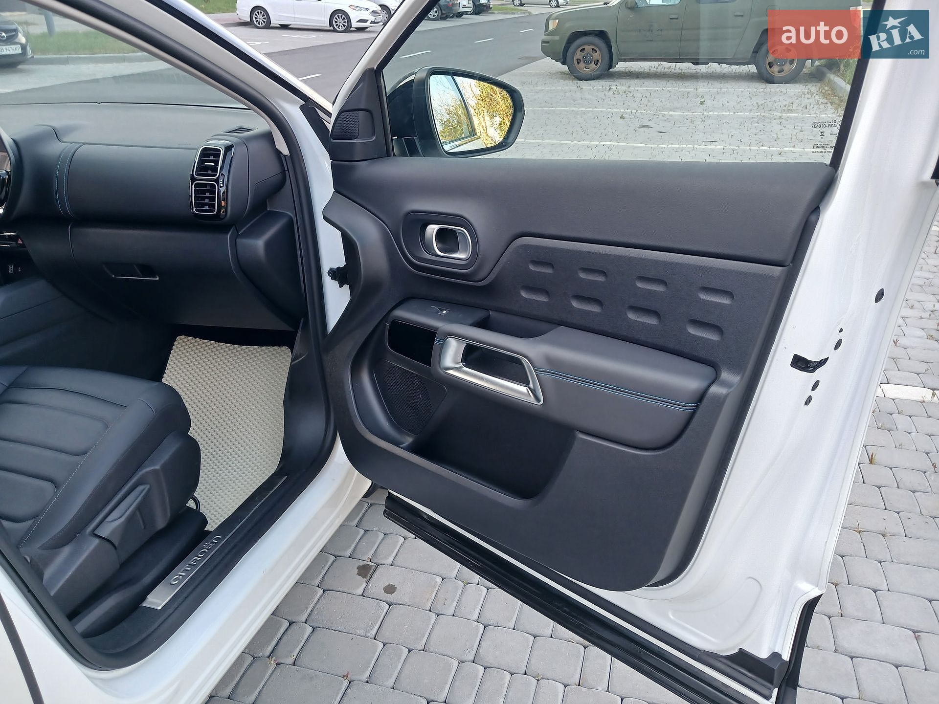 Citroen C5 Aircross 2023 VIN VR7AJEHZRPL046455 фото оголошення 27 з 44