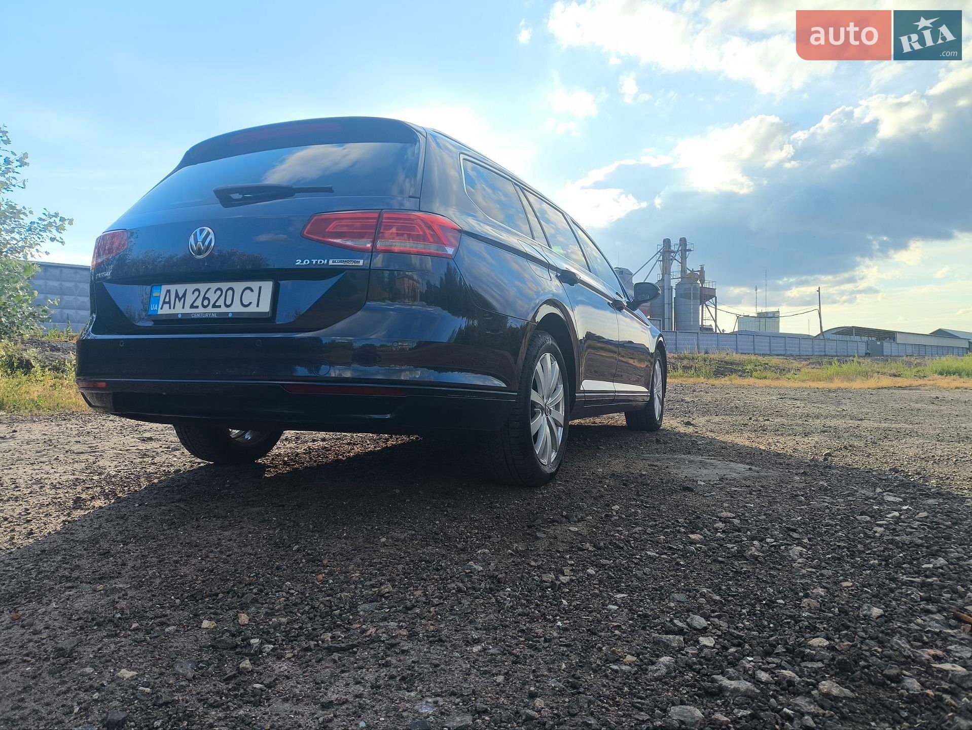 Volkswagen Passat 2015 VIN WVWZZZ3CZFE402130 фото оголошення 13 з 16