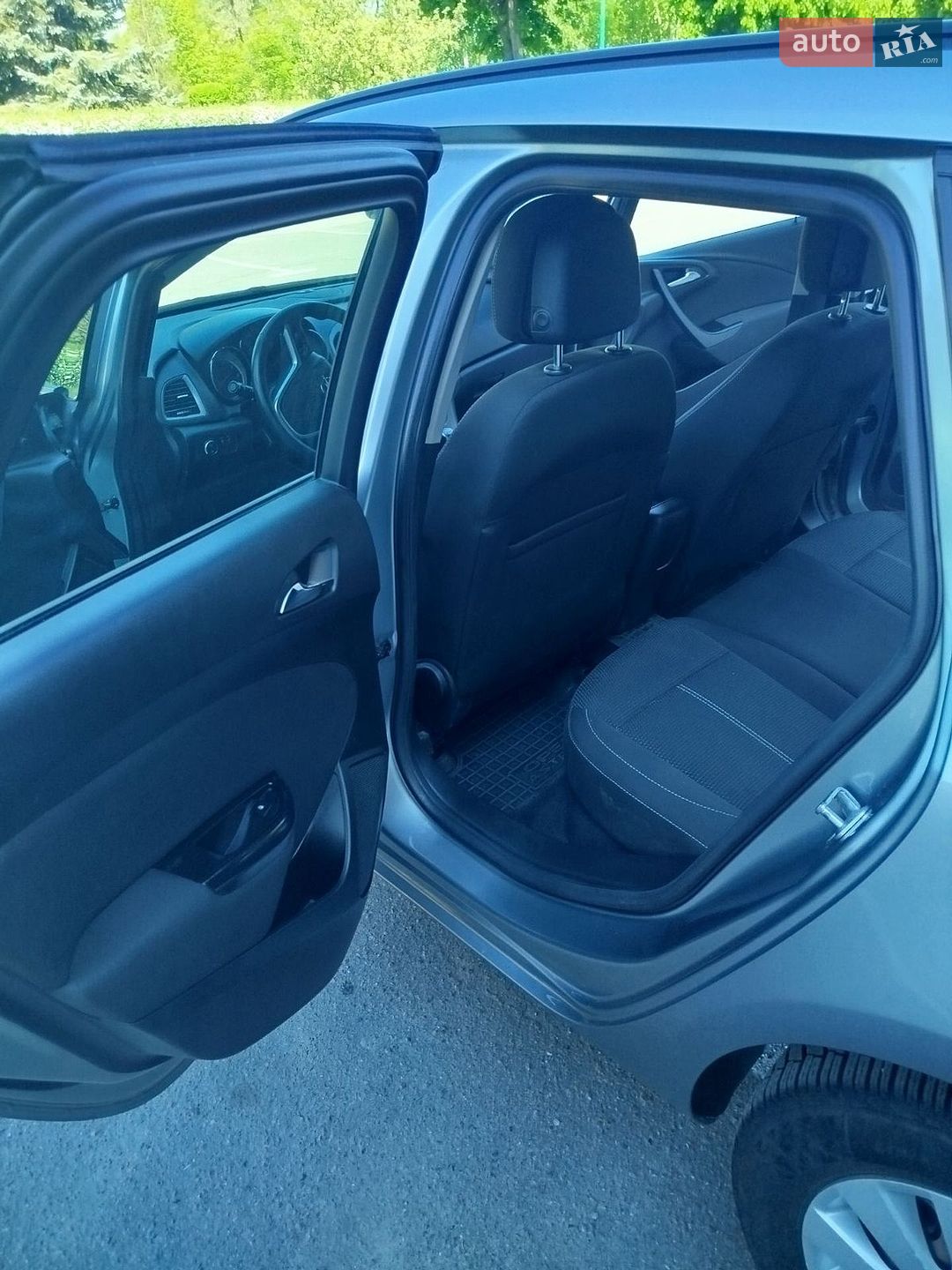 Opel Astra 2015 VIN W0LPD8E64F8064355 фото оголошення 4 з 10