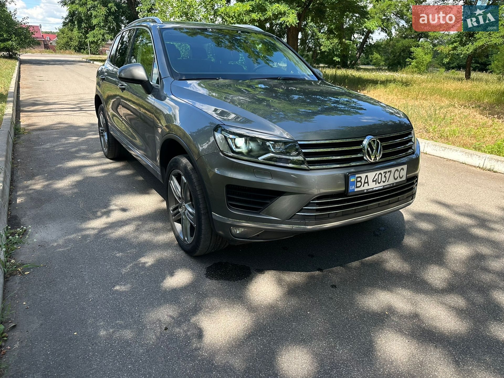 Volkswagen Touareg 2015 VIN WVGZZZ7PZGD012526 фото оголошення 3 з 21