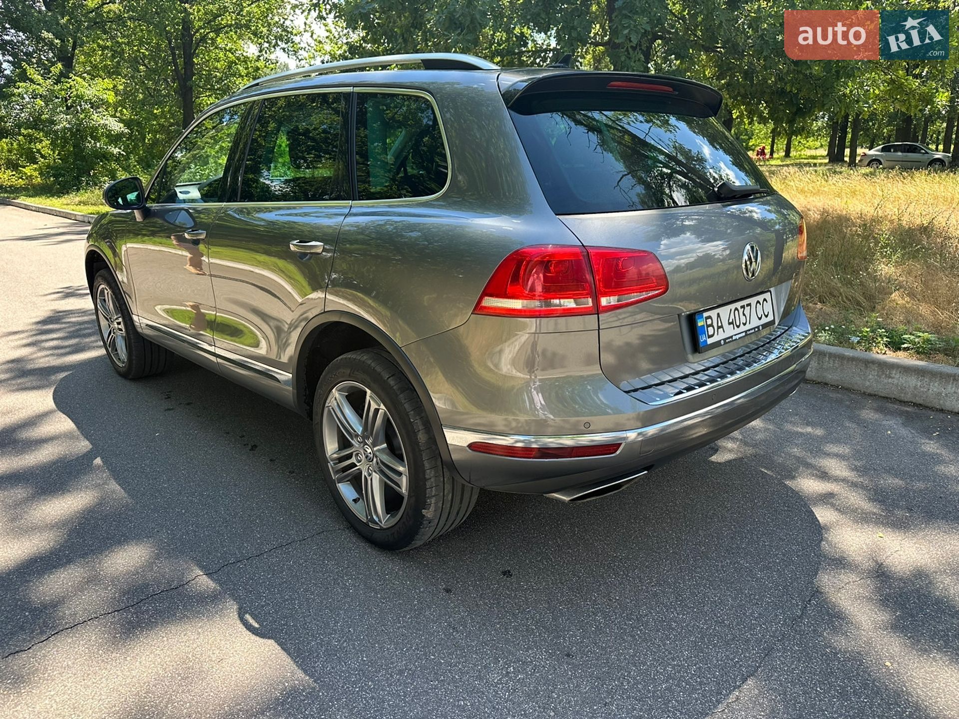Volkswagen Touareg 2015 VIN WVGZZZ7PZGD012526 фото оголошення 8 з 21