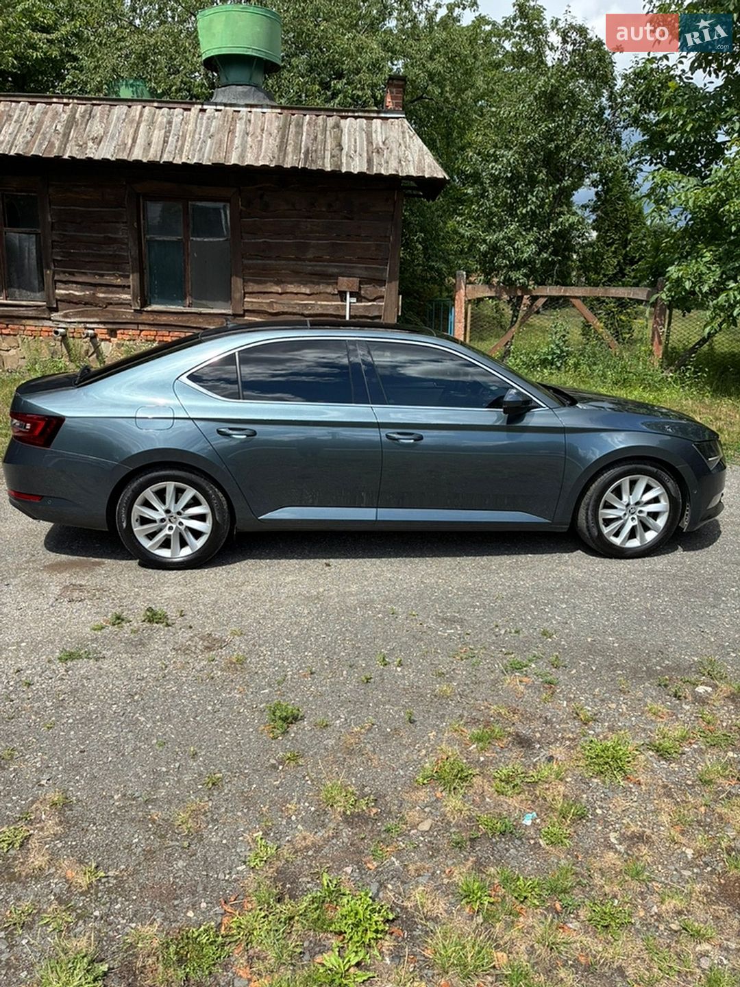 Skoda Superb 2016 VIN TMBAJ7NP7H7009233 фото оголошення 8 з 43