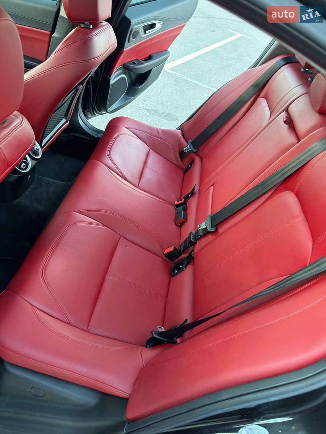 Alfa Romeo Giulia 2021 VIN ZARFAMBN6M7644810 фото оголошення 18 з 24