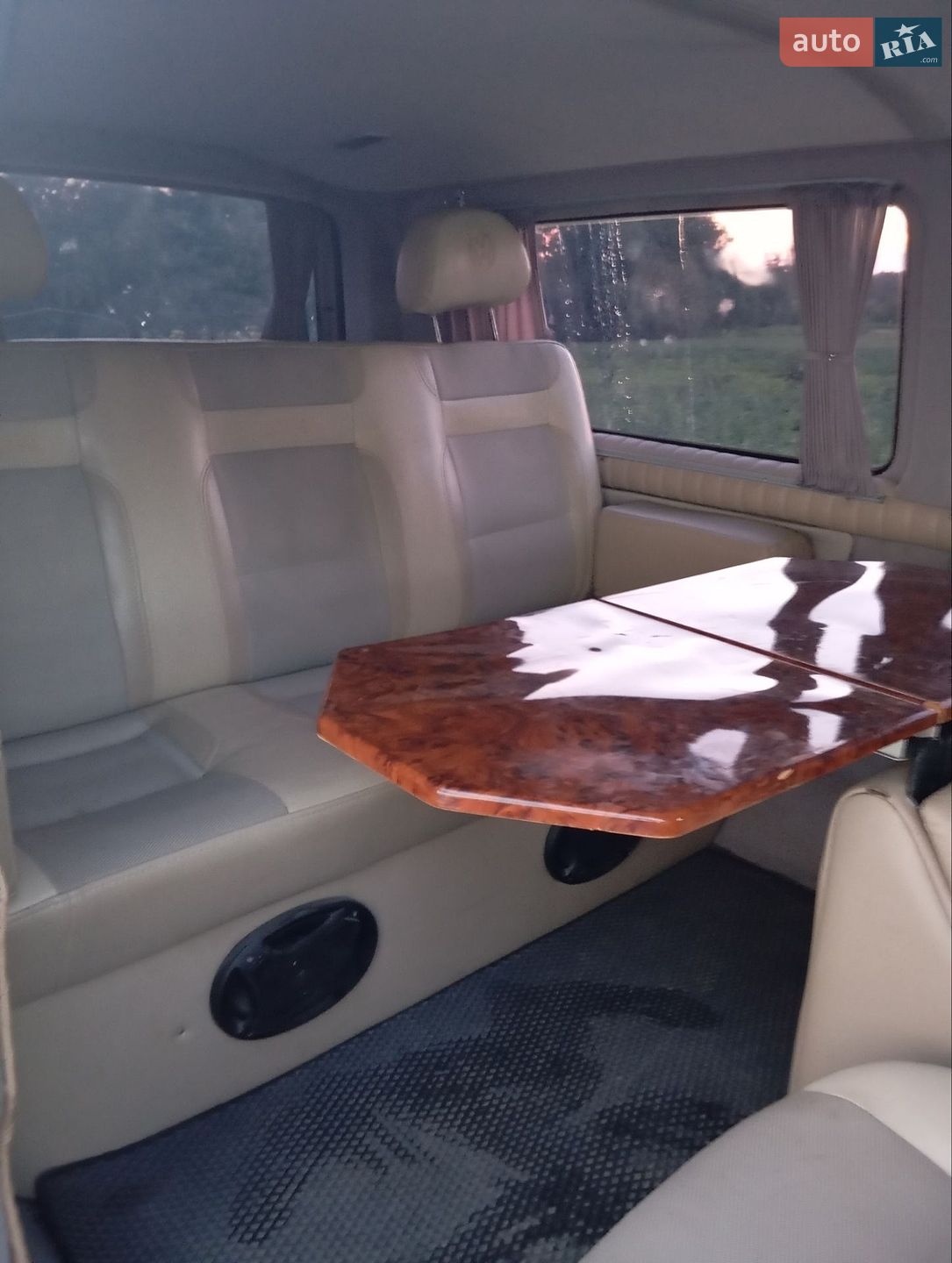 Volkswagen Transporter 2008 VIN WV1ZZZ7HZ8H109855 фото оголошення 4 з 7